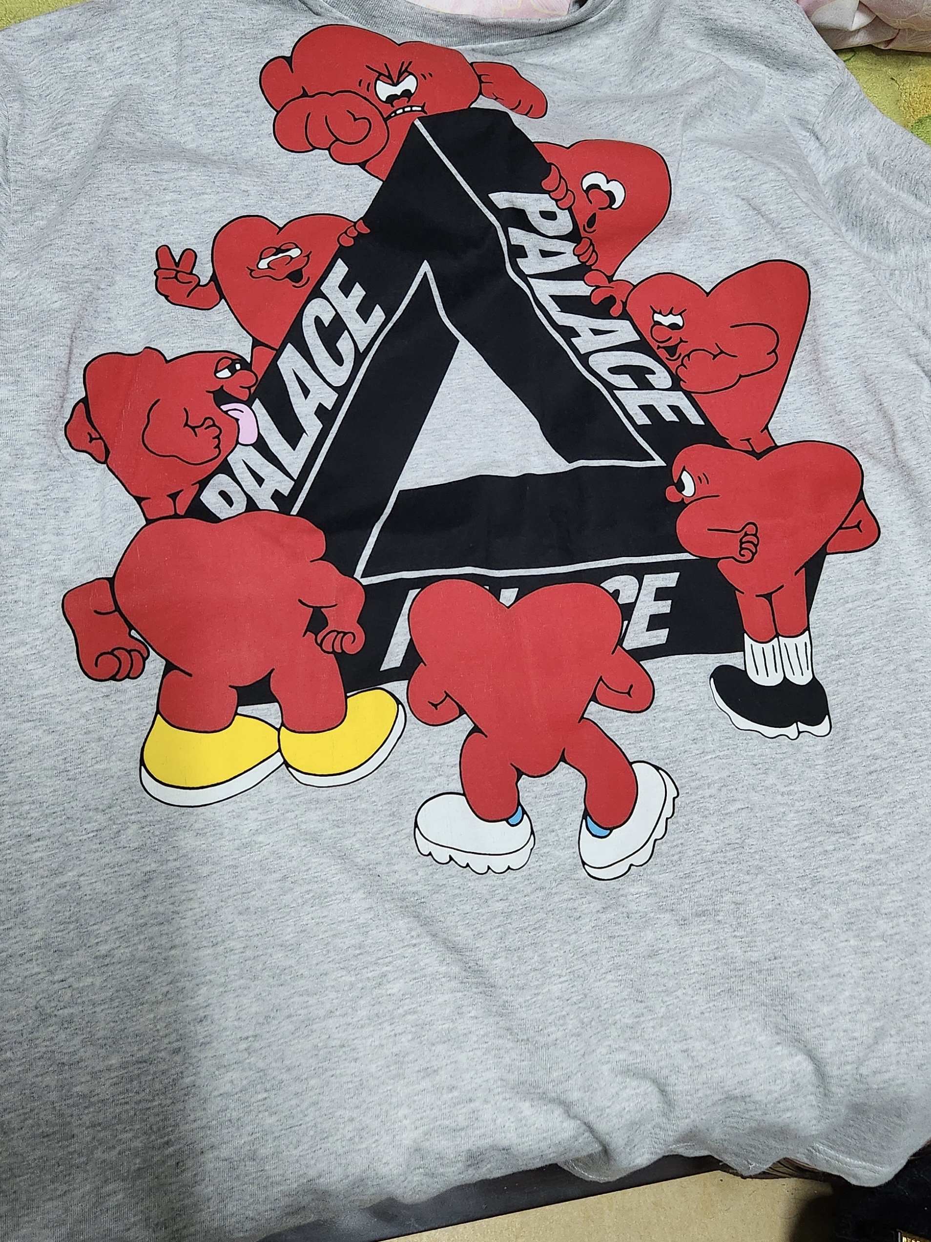 Palace Tri-Hearts T-Shirt Grey Marl - 24SS 착용 스타일 - 1