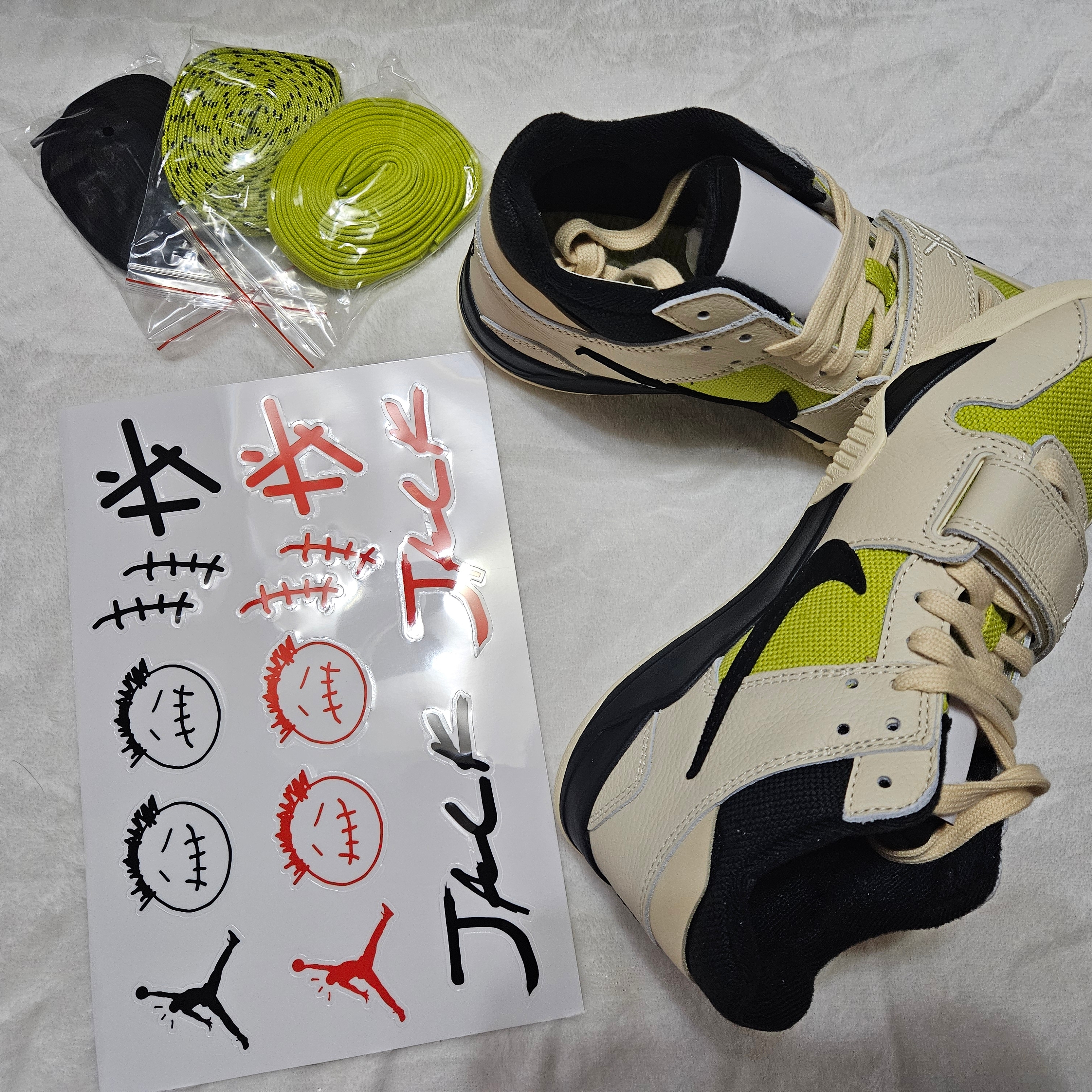 Jordan x Travis Scott Jumpman Jack TR Bright Cactus 착용 스타일