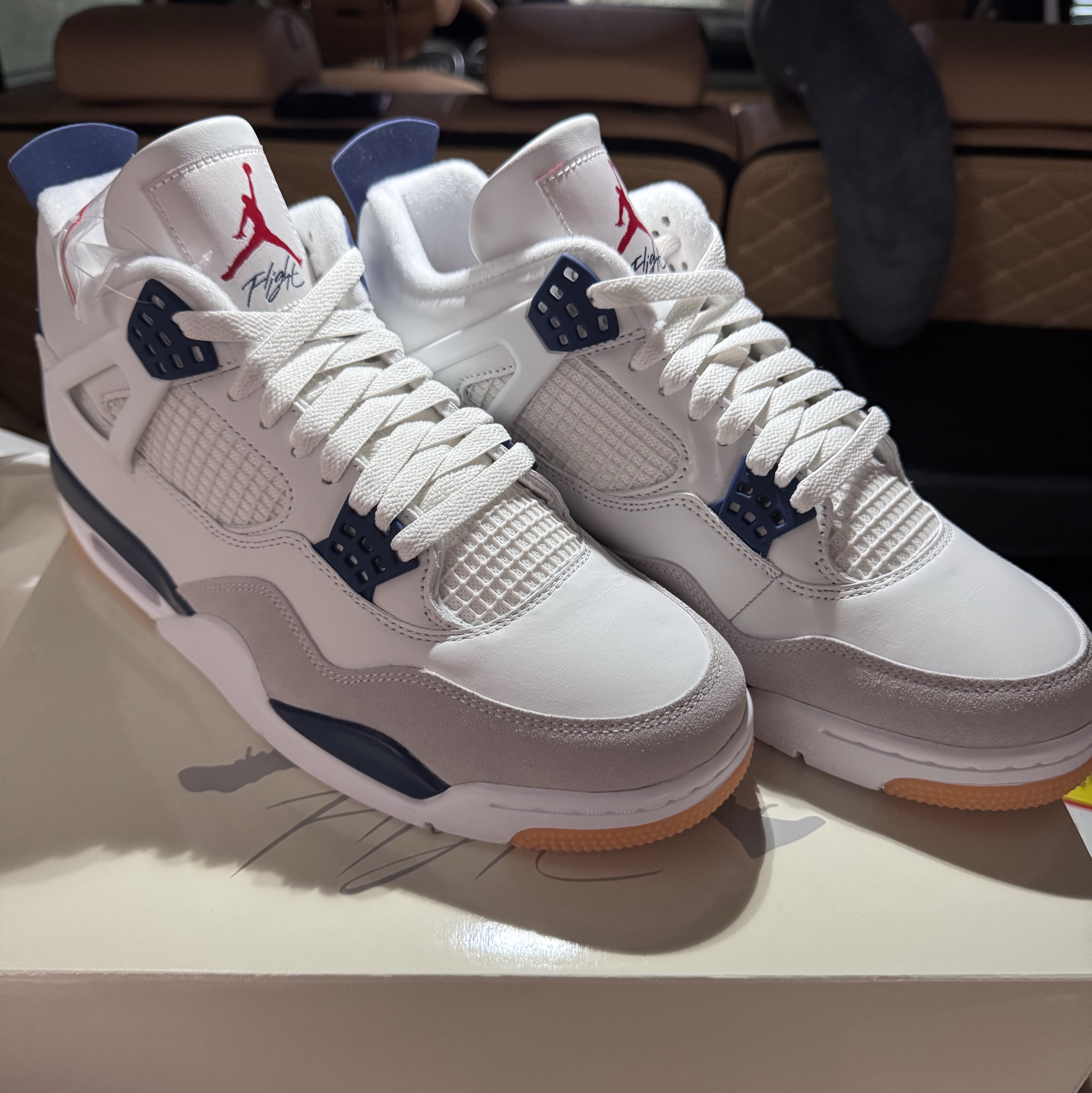Jordan 4 x Nike SB Retro SP Navy 착용 스타일