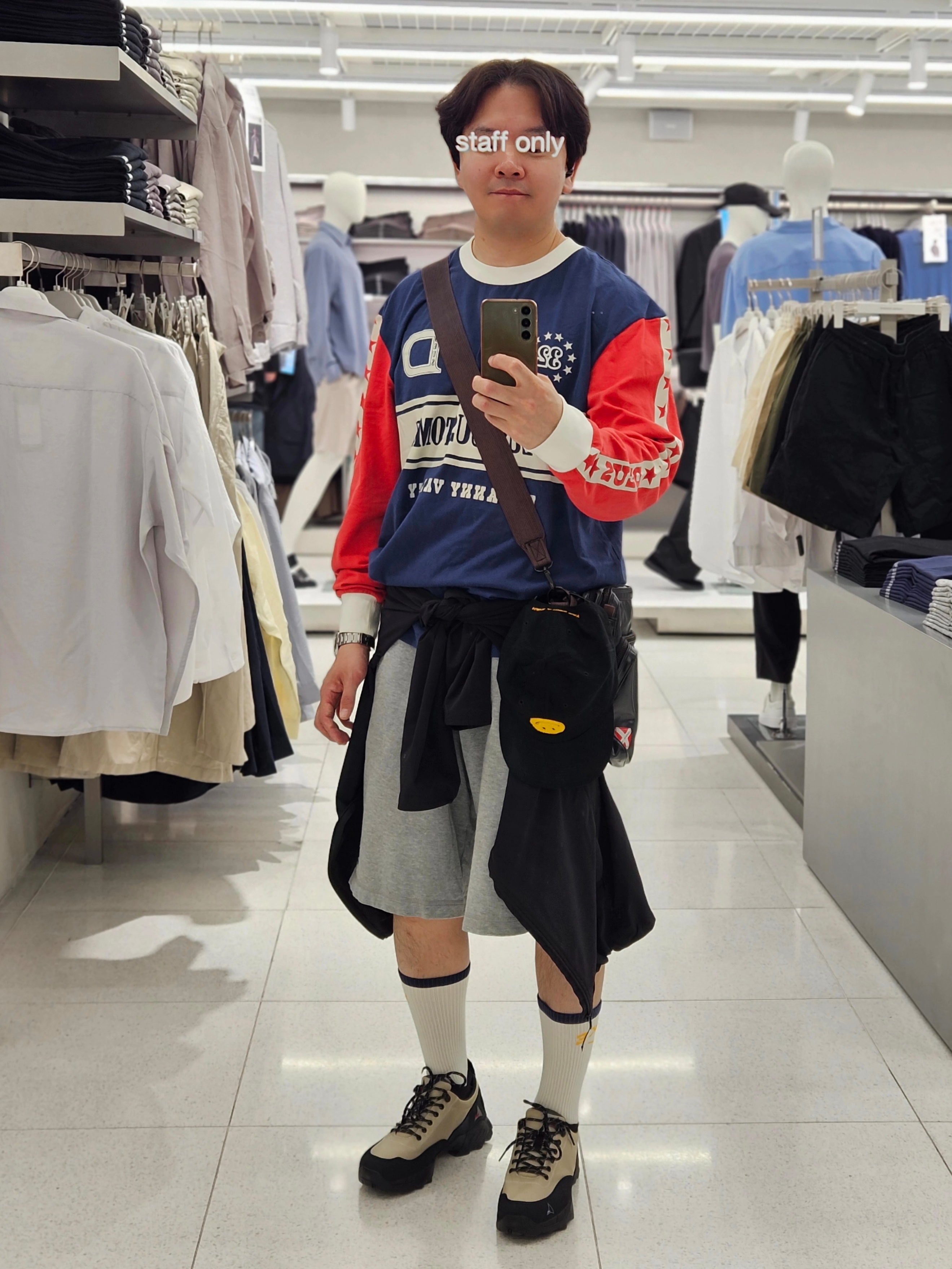 ROA Neal Sand - 24FW, Arc'teryx Squamish Hoody Black 착용 스타일 - 4