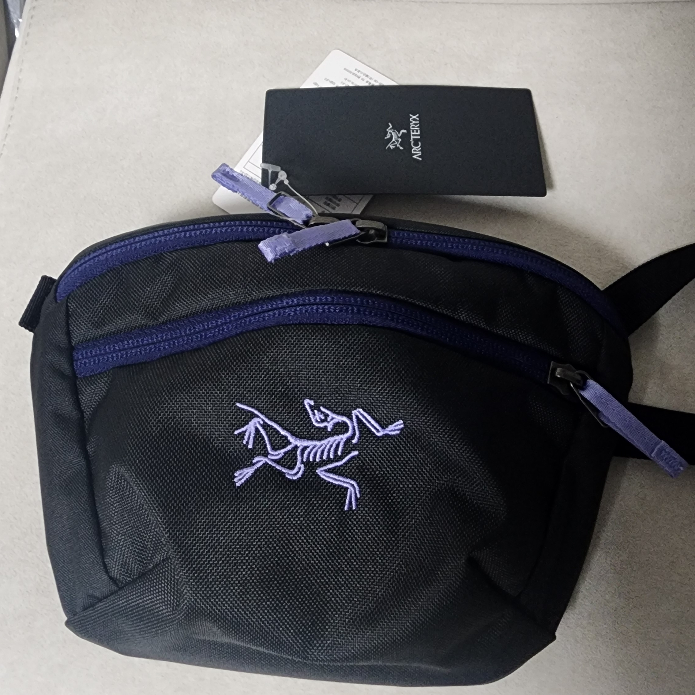 Arc'teryx Mantis 1 Waistpack Black Soulsonic 착용 스타일
