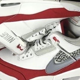 Jordan 3 Retro Tinker White University Red 착용 스타일