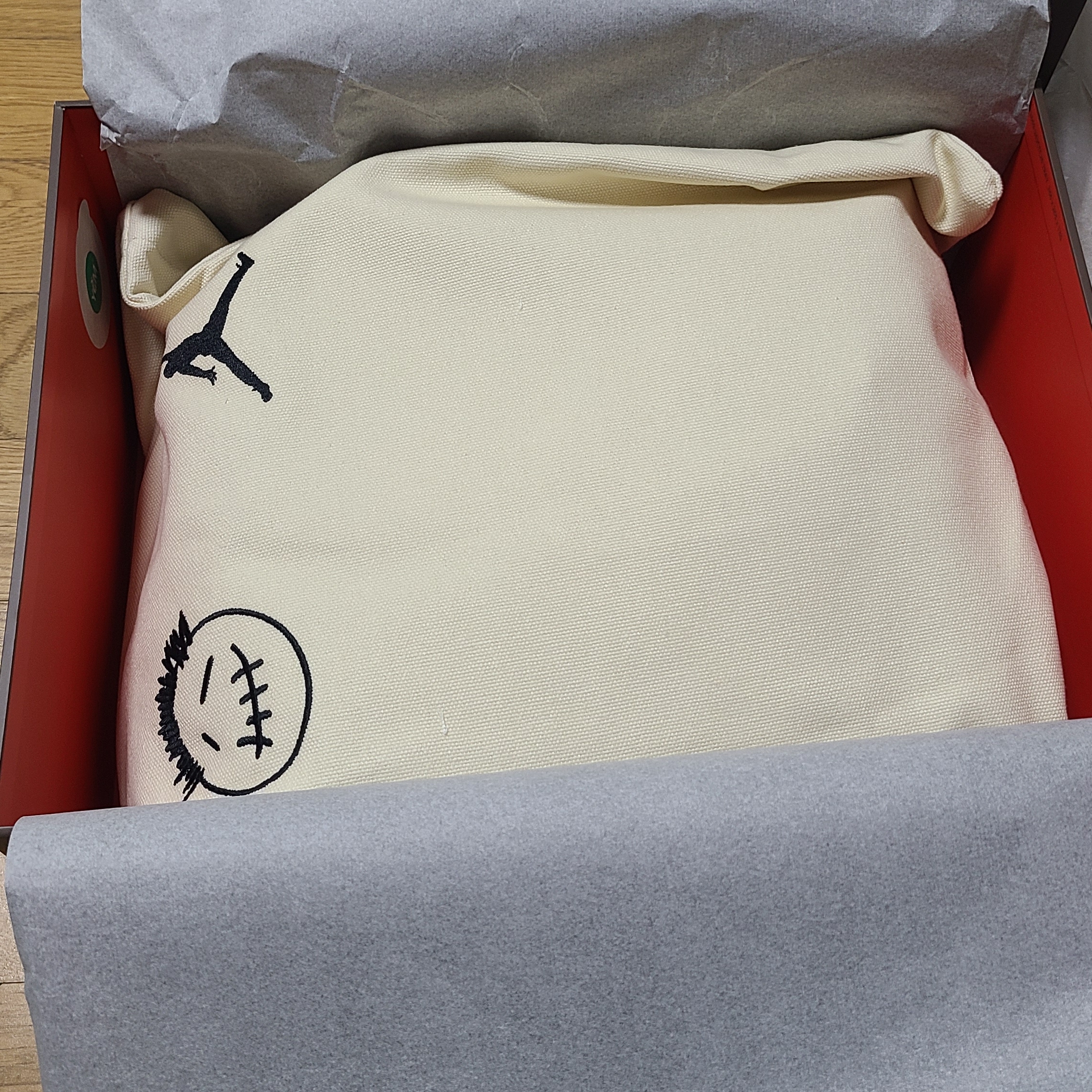 Jordan x Travis Scott Jumpman Jack TR Bright Cactus 착용 스타일 - 1