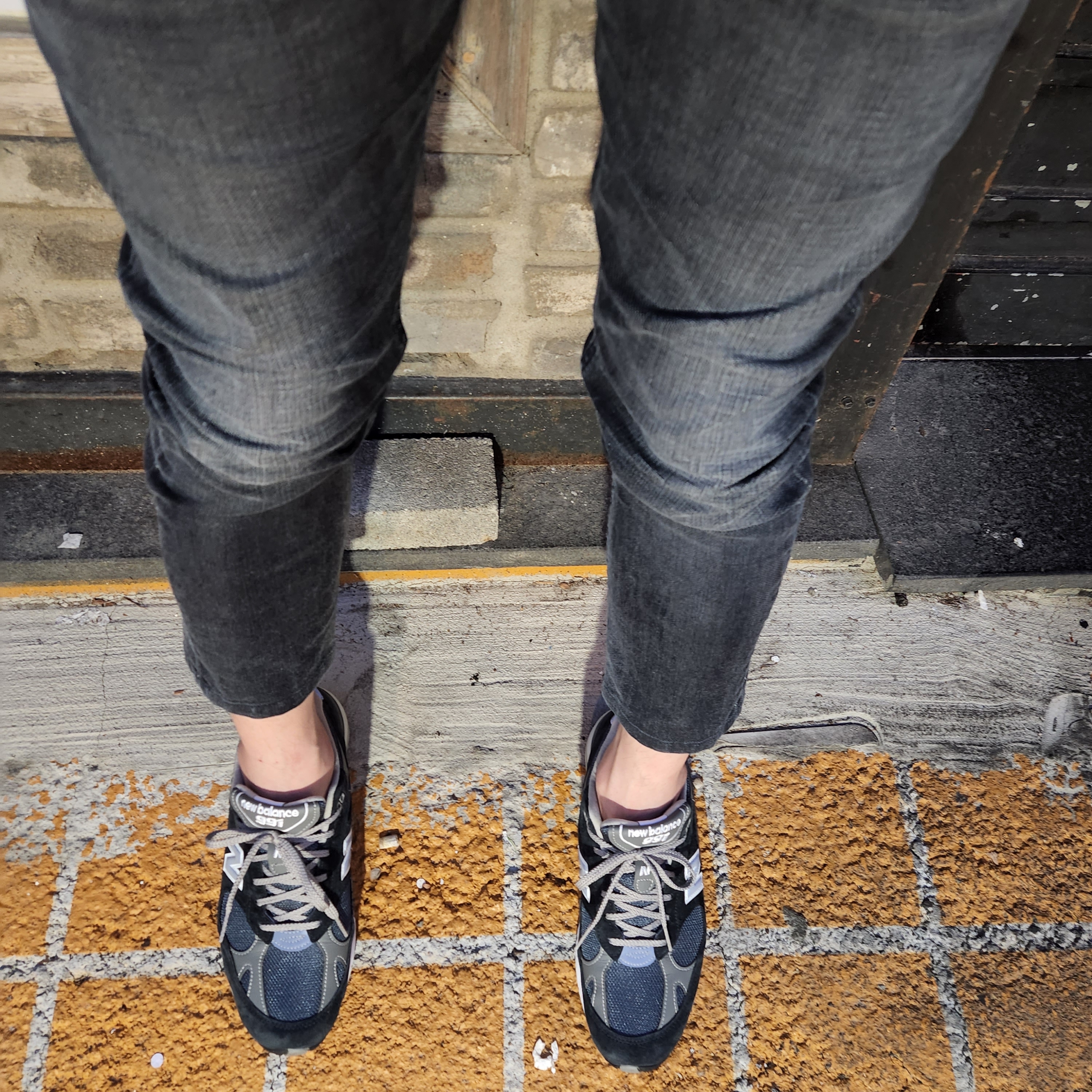 New Balance 991 Made in UK Navy 착용 스타일
