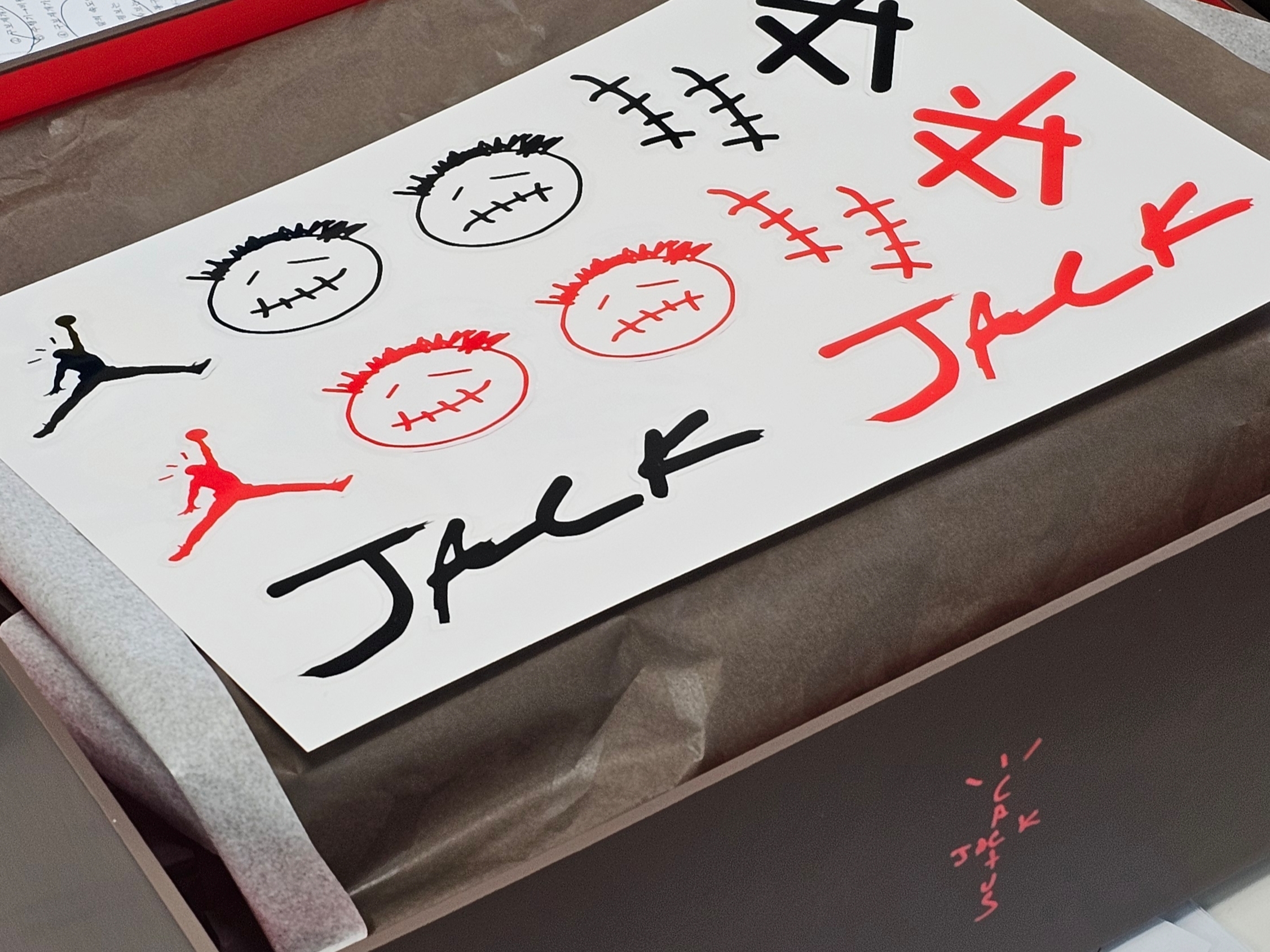 Jordan x Travis Scott Jumpman Jack TR Bright Cactus 착용 스타일 - 2