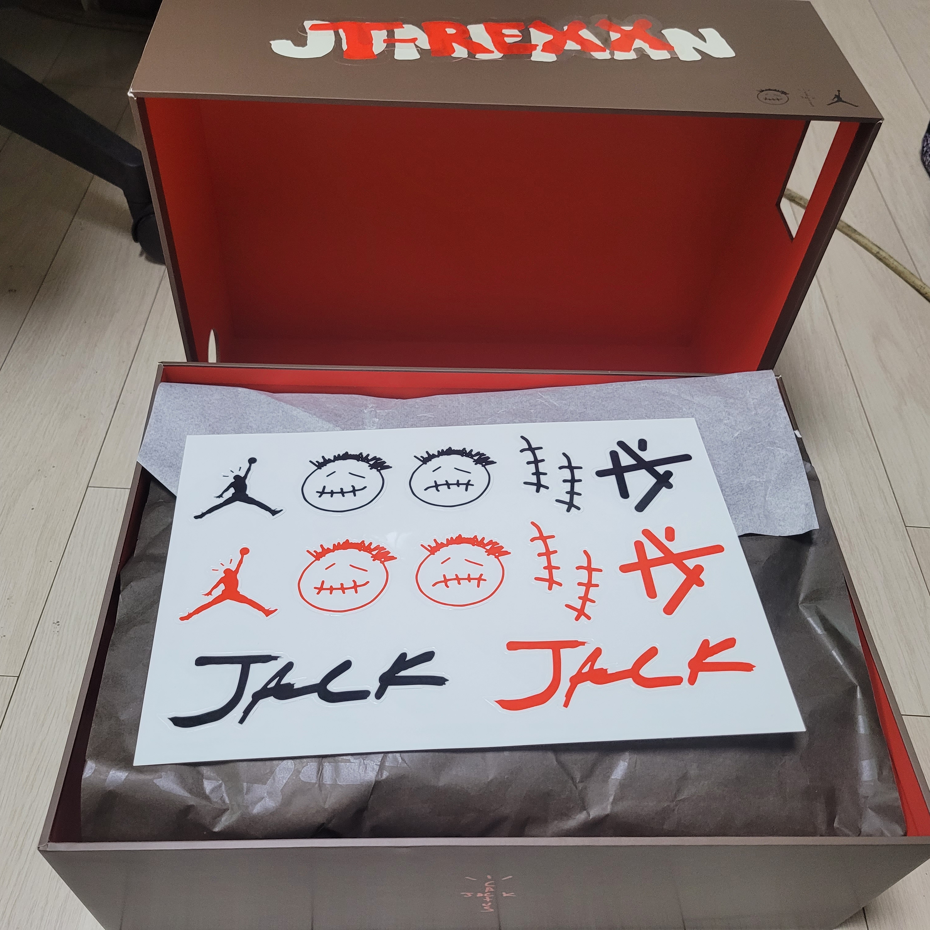 Jordan x Travis Scott Jumpman Jack TR Bright Cactus 착용 스타일 - 4