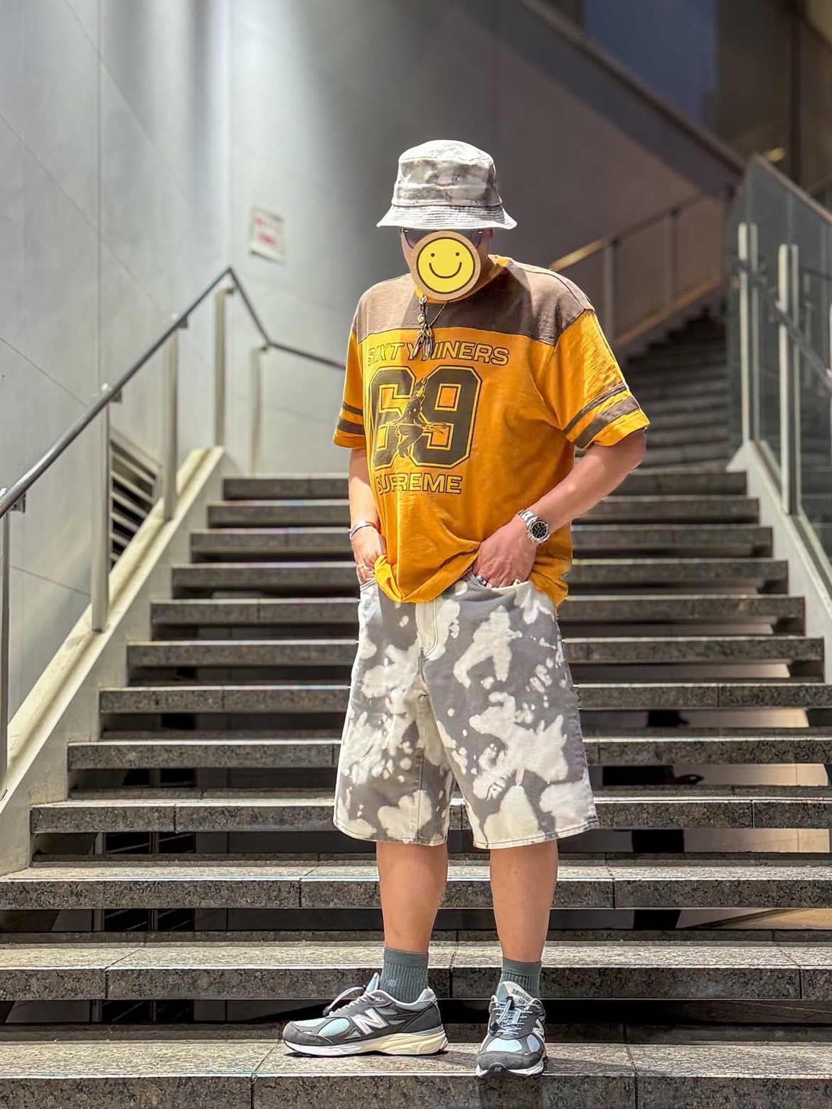 Supreme Baggy Denim Shorts Bleached - 25SS 착용 스타일 - 2