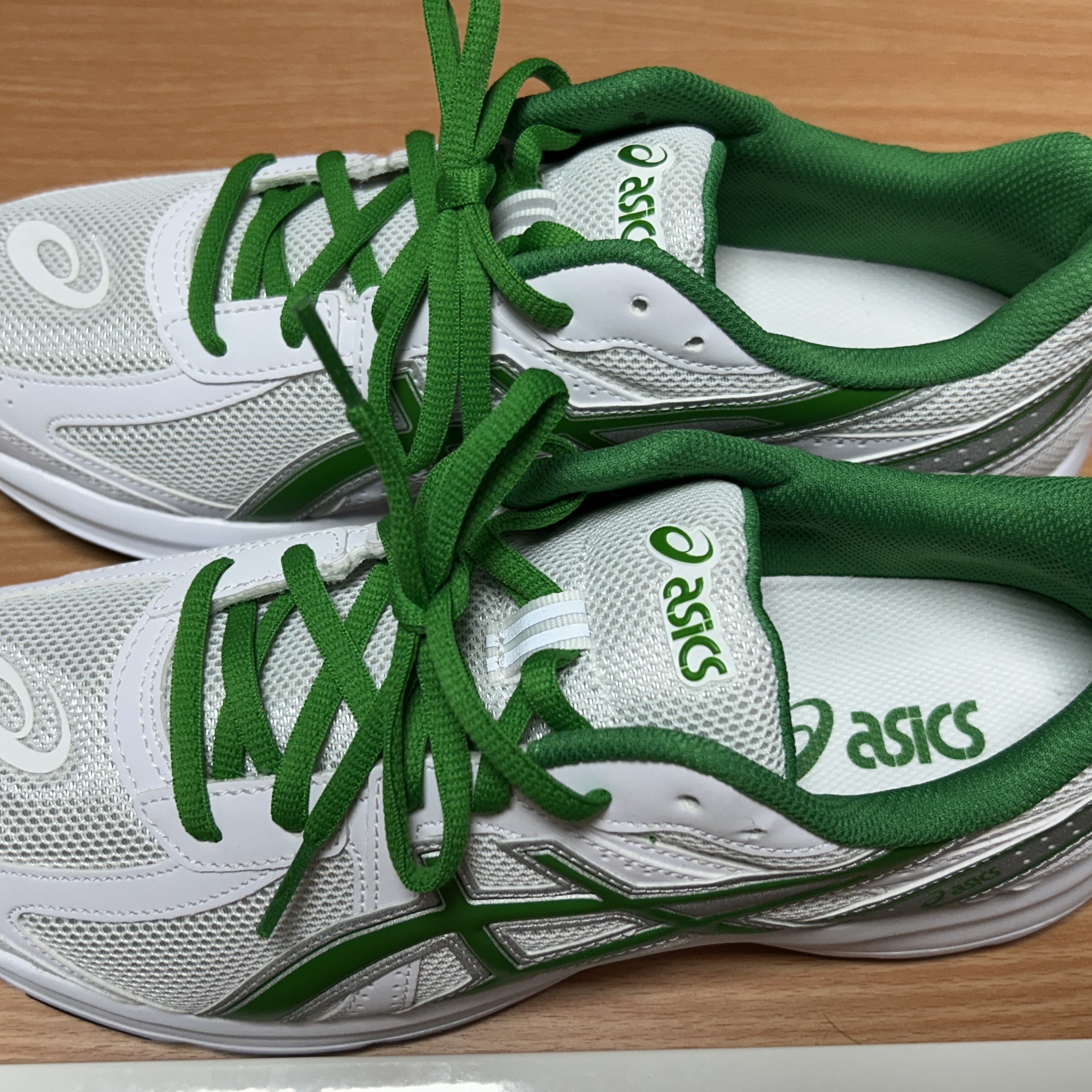 Asics Jog 100 S White Green - 2E Wide 착용 스타일 - 1