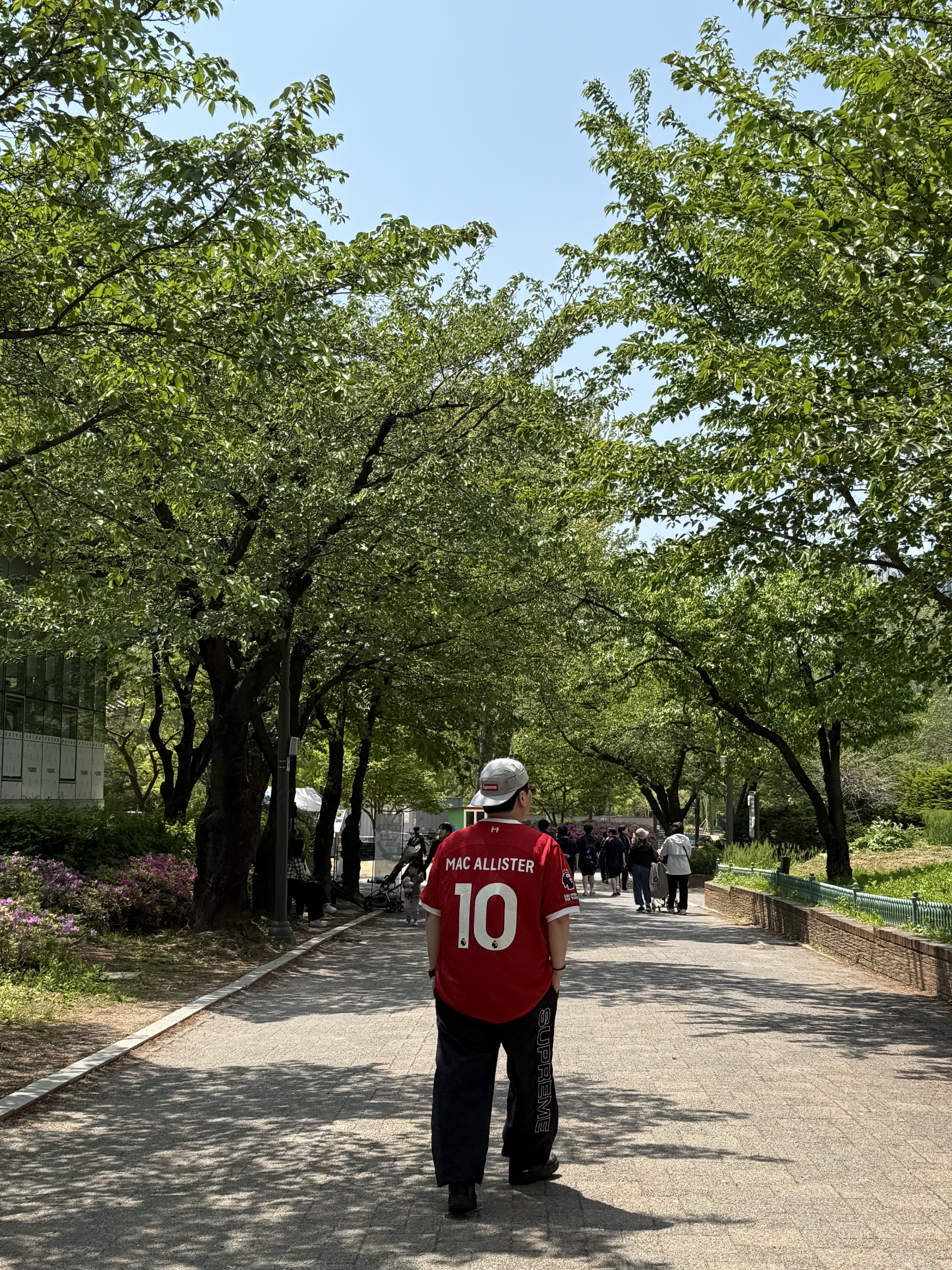 Nike Liverpool FC 2023/24 Dri-Fit ADV Match Home Jersey Gym Red (Non Marking Ver.), Supreme Mesh Pocket Camp Cap Silver - 24FW 착용 스타일 - 1