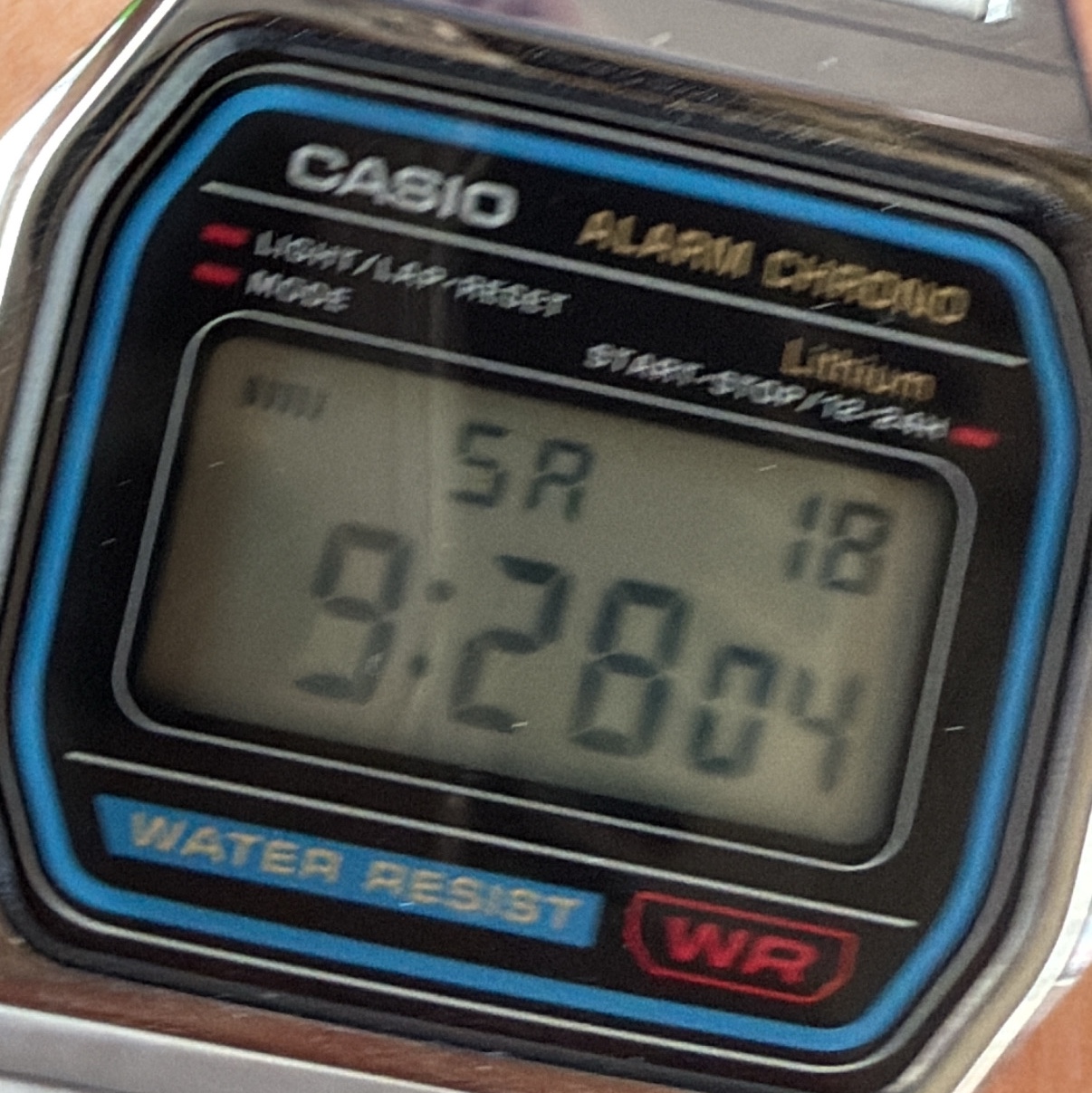 Casio A-158WA-1 착용 스타일