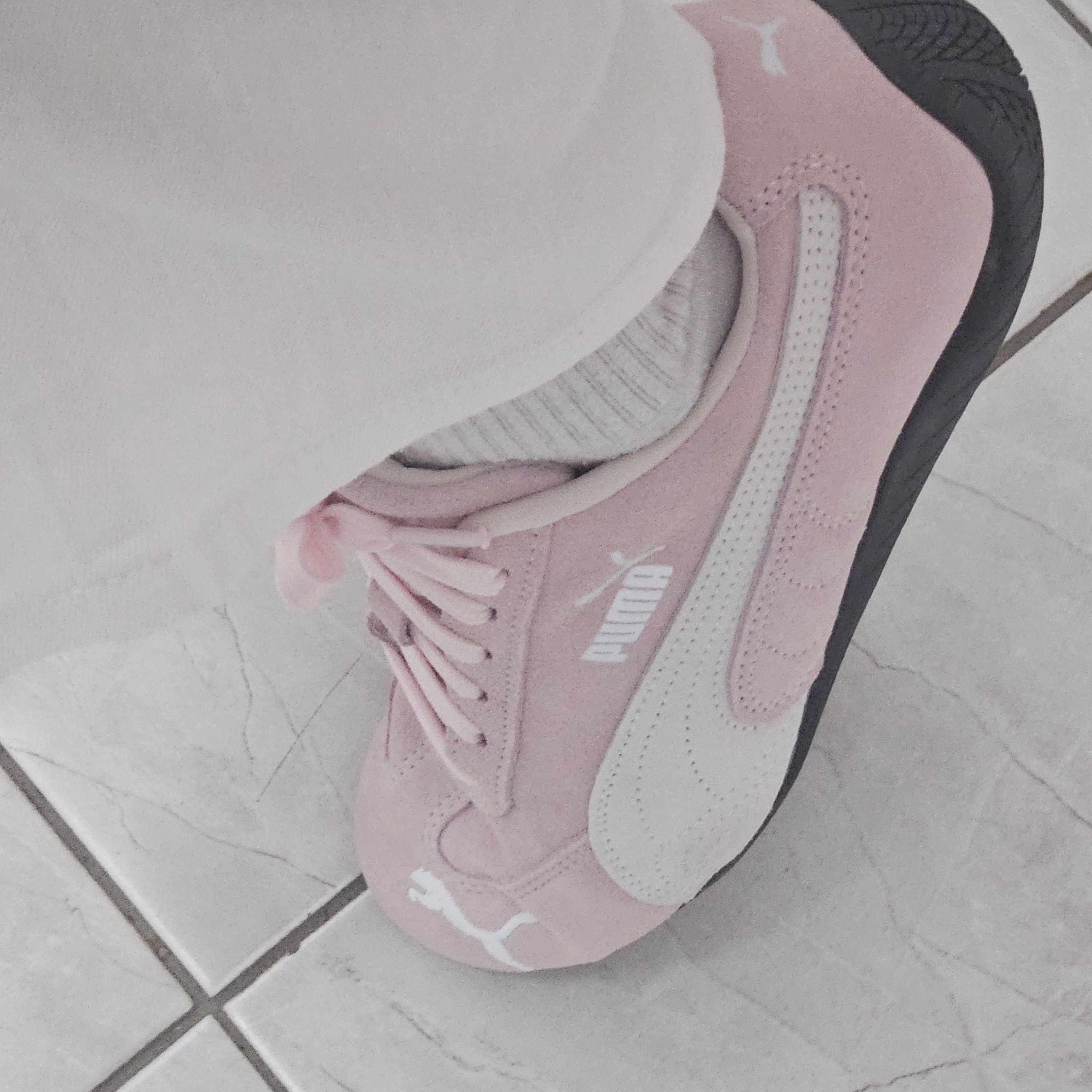 Puma Speedcat OG Pink White 착용 스타일 - 1