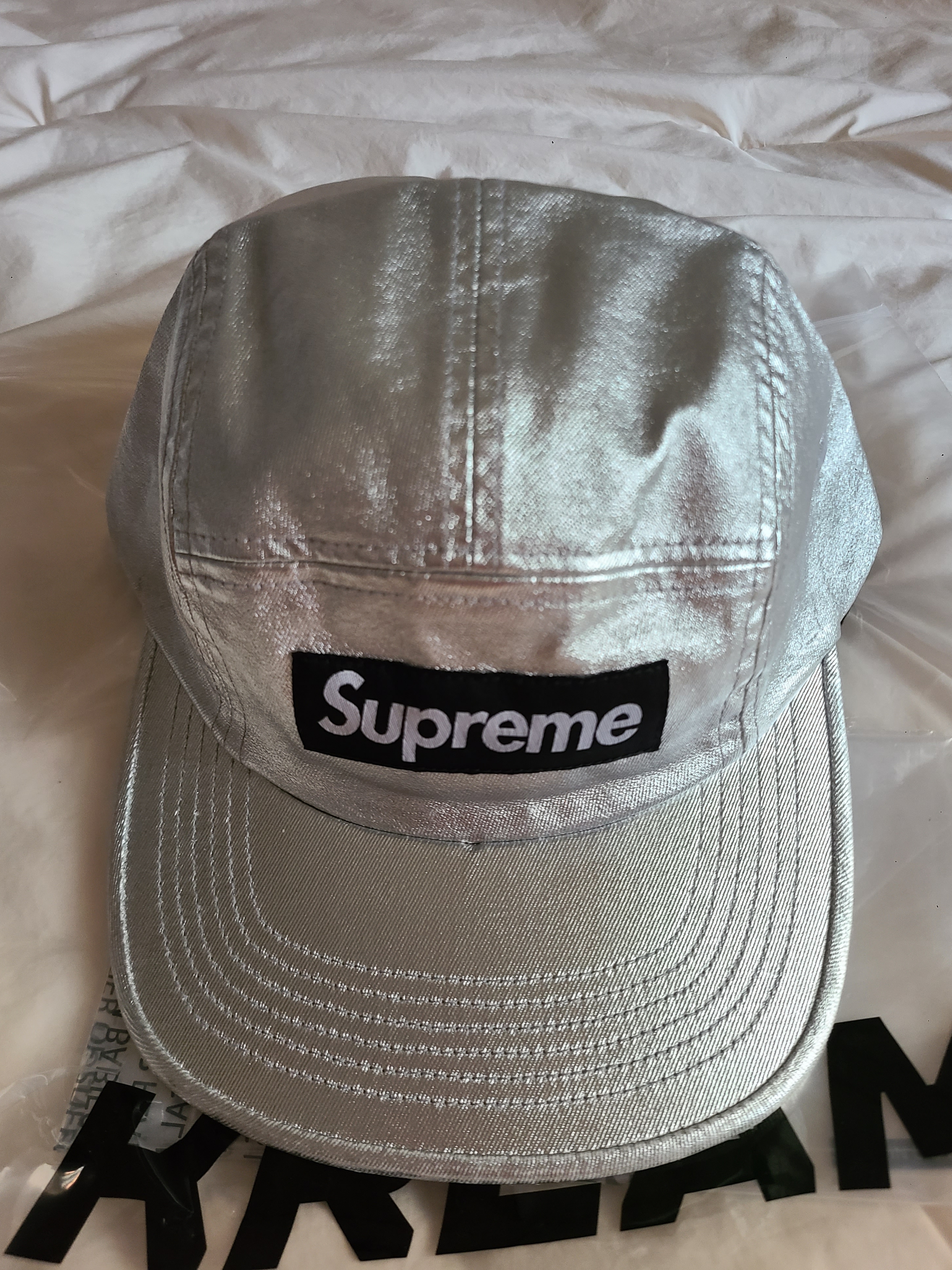 Supreme Washed Chino Twill Camp Cap Silver - 25SS 착용 스타일 - 1