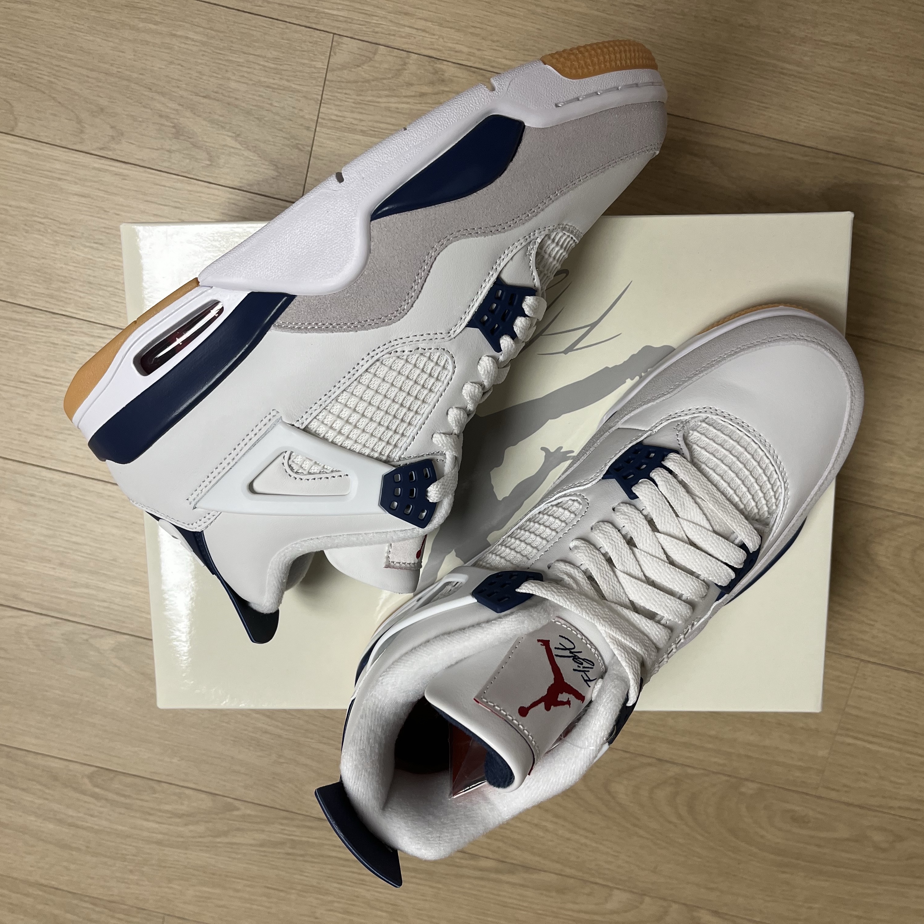 Jordan 4 x Nike SB Retro SP Navy 착용 스타일