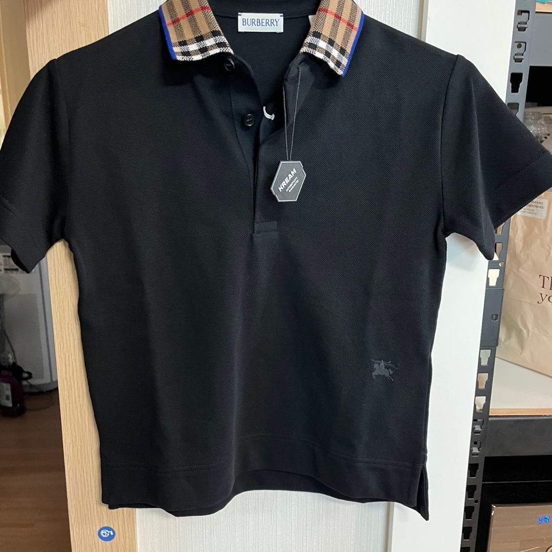 (Kids) Burberry Check Collar Cotton Polo Shirt Black 착용 스타일