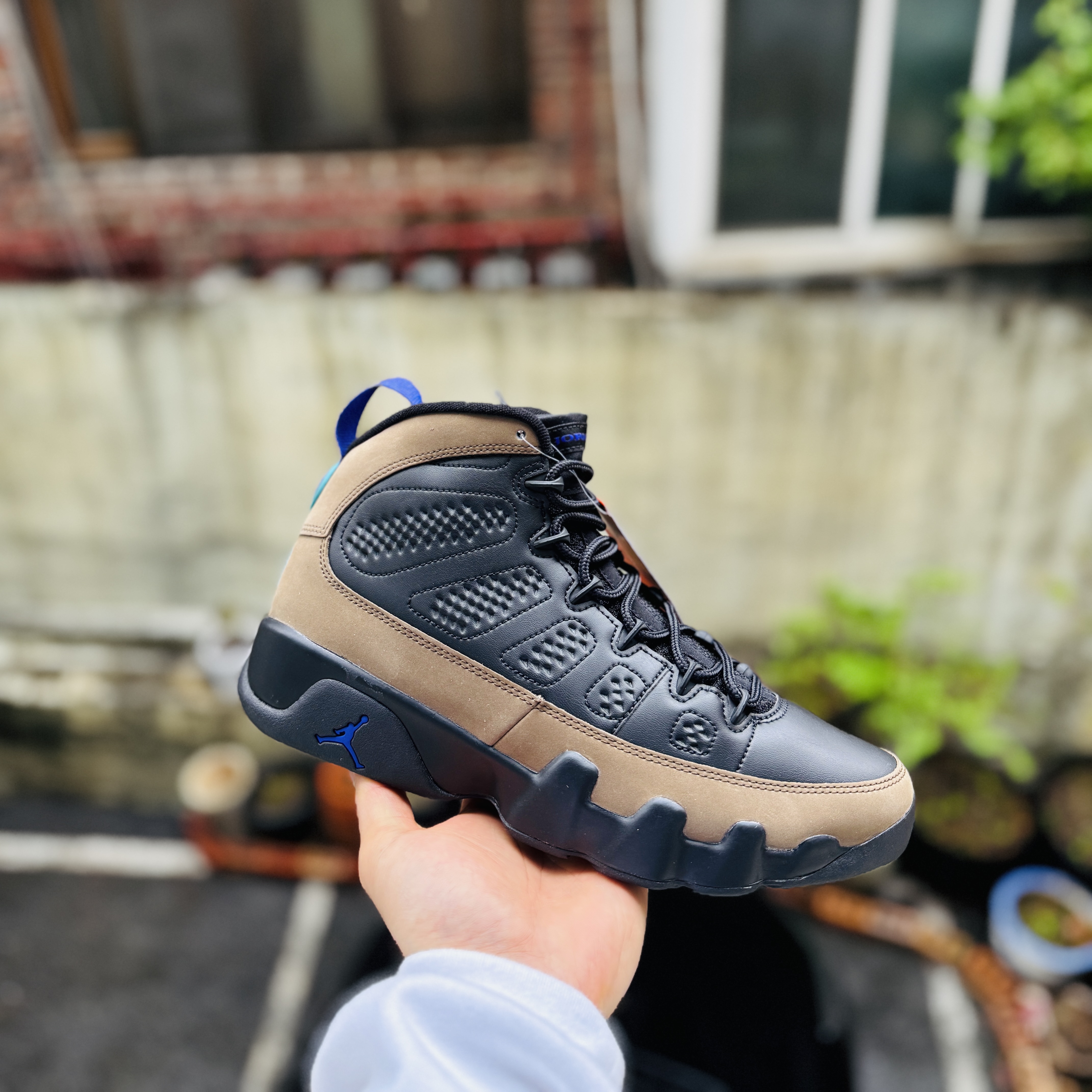 Jordan 9 Retro Light Olive 착용 스타일