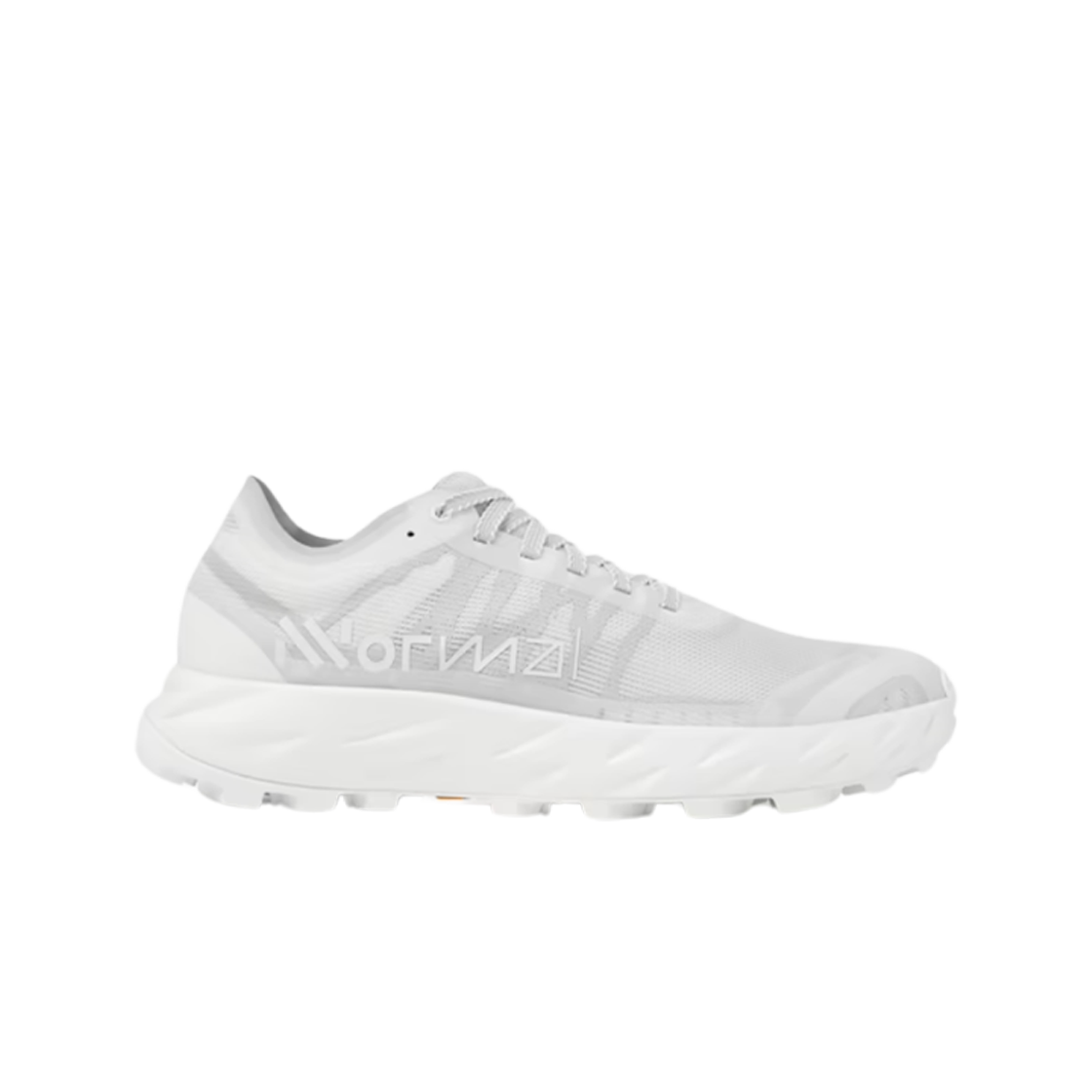 ๋
ธ๋ง ์ ๋ฝ ๋ถ๋ฅดํธ ํ์ดํธ(Nnormal Kjerag Brut White)