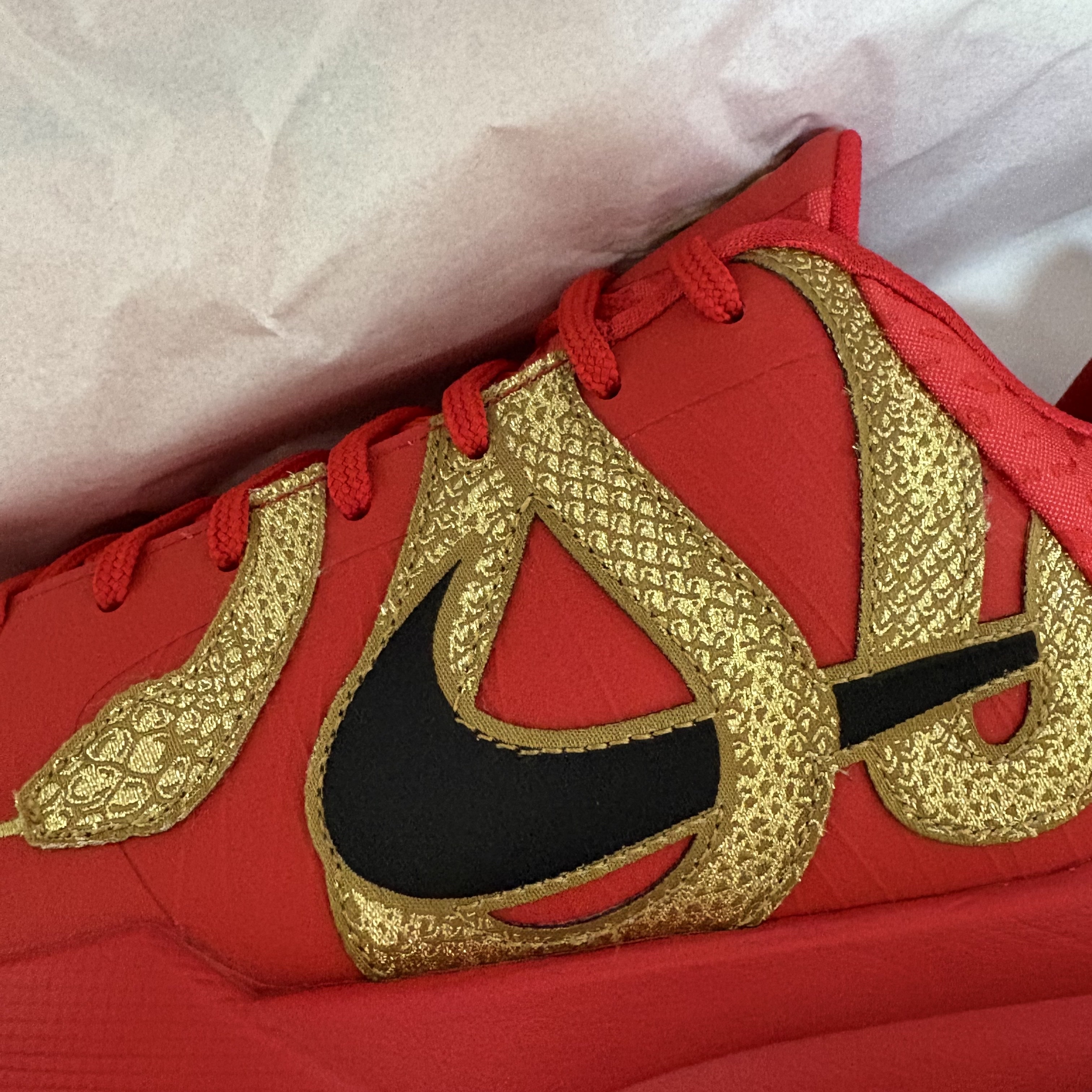 Nike Kobe 5 Protro Year of the Mamba University Red 착용 스타일