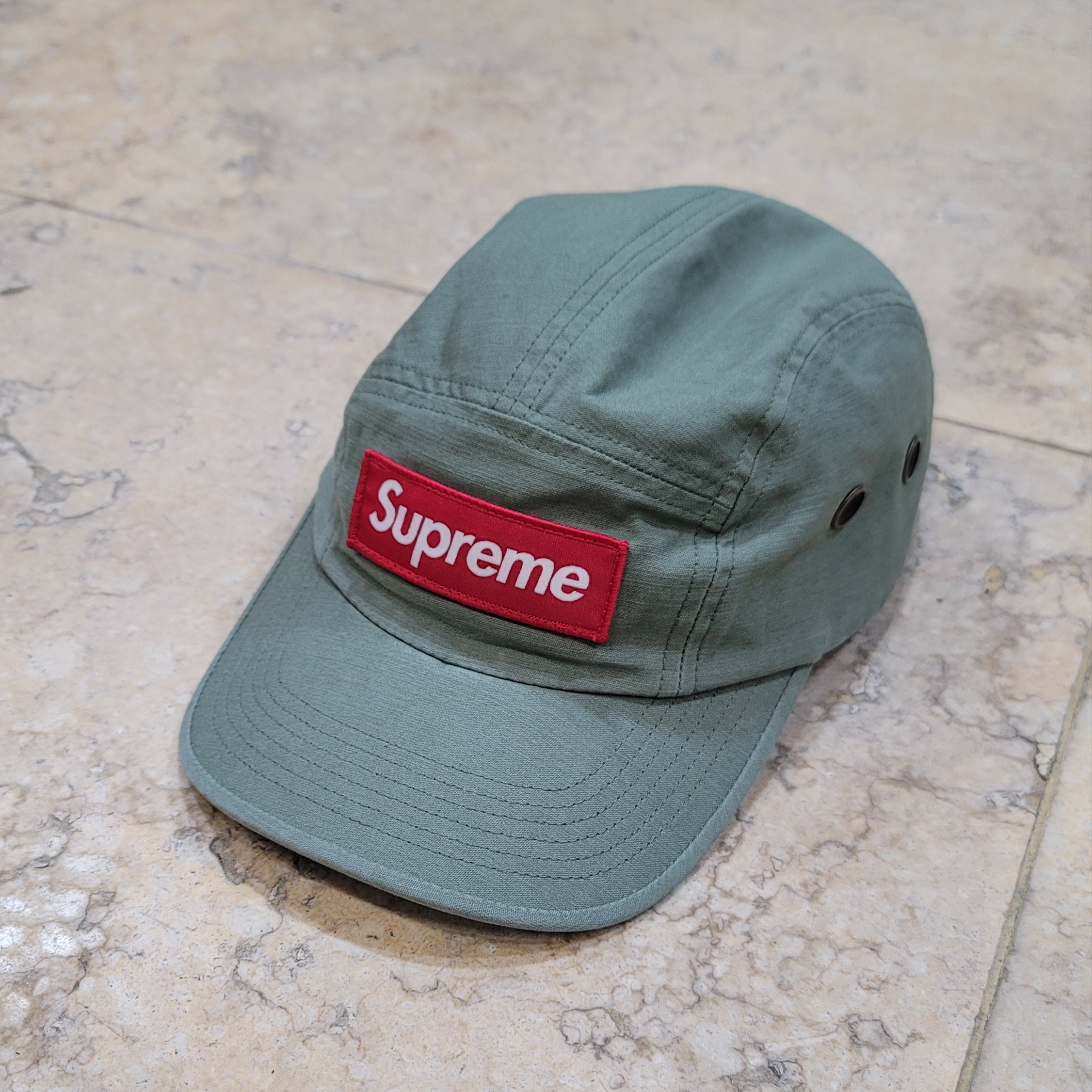 Supreme Military Camp Cap Olive - 24FW 착용 스타일