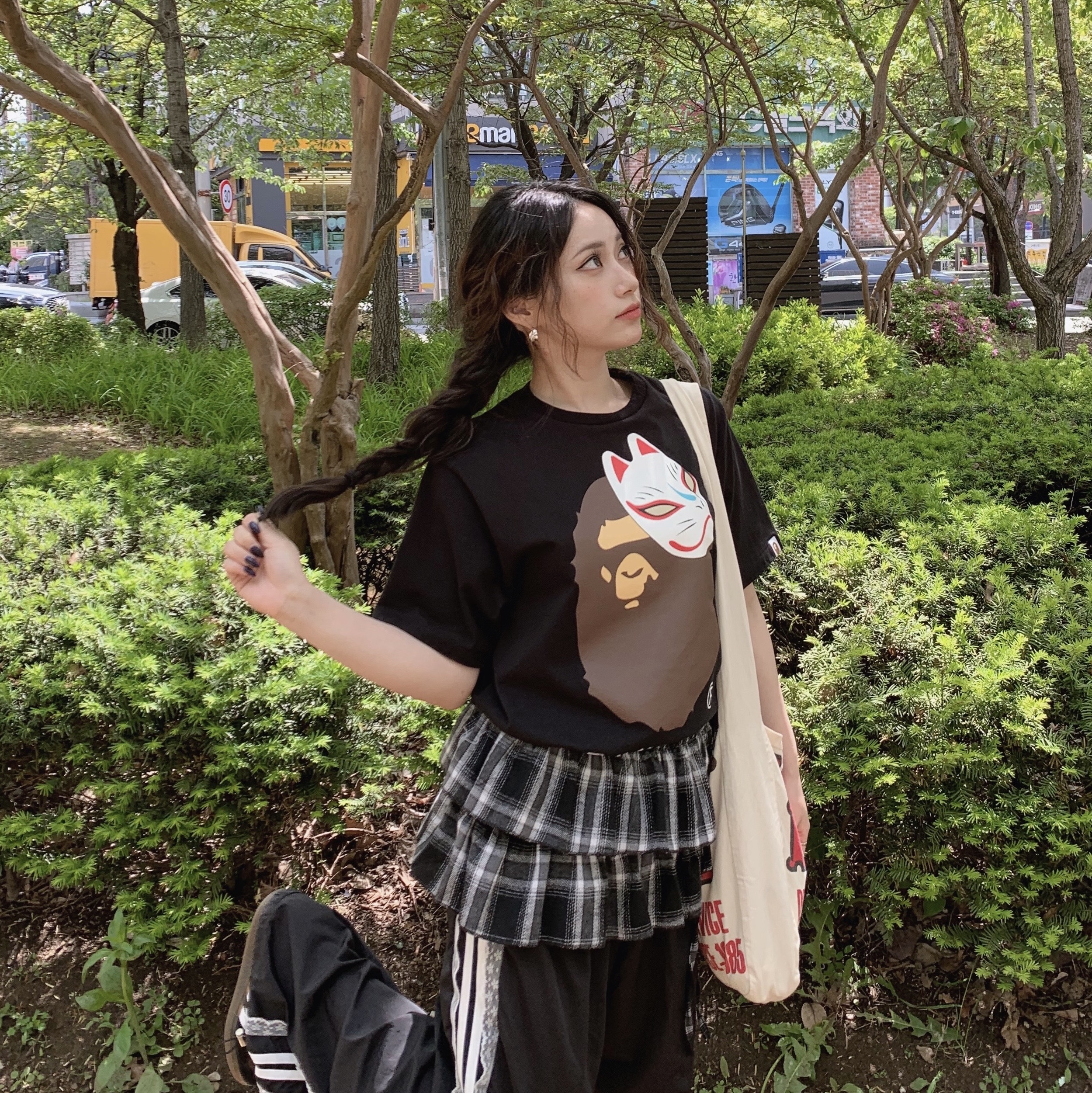 Kapital Cotton Twill Kountry Factory Book Bag Kinari, BAPE Japanese Fox Mask T-Shirt Black 착용 스타일 - 1
