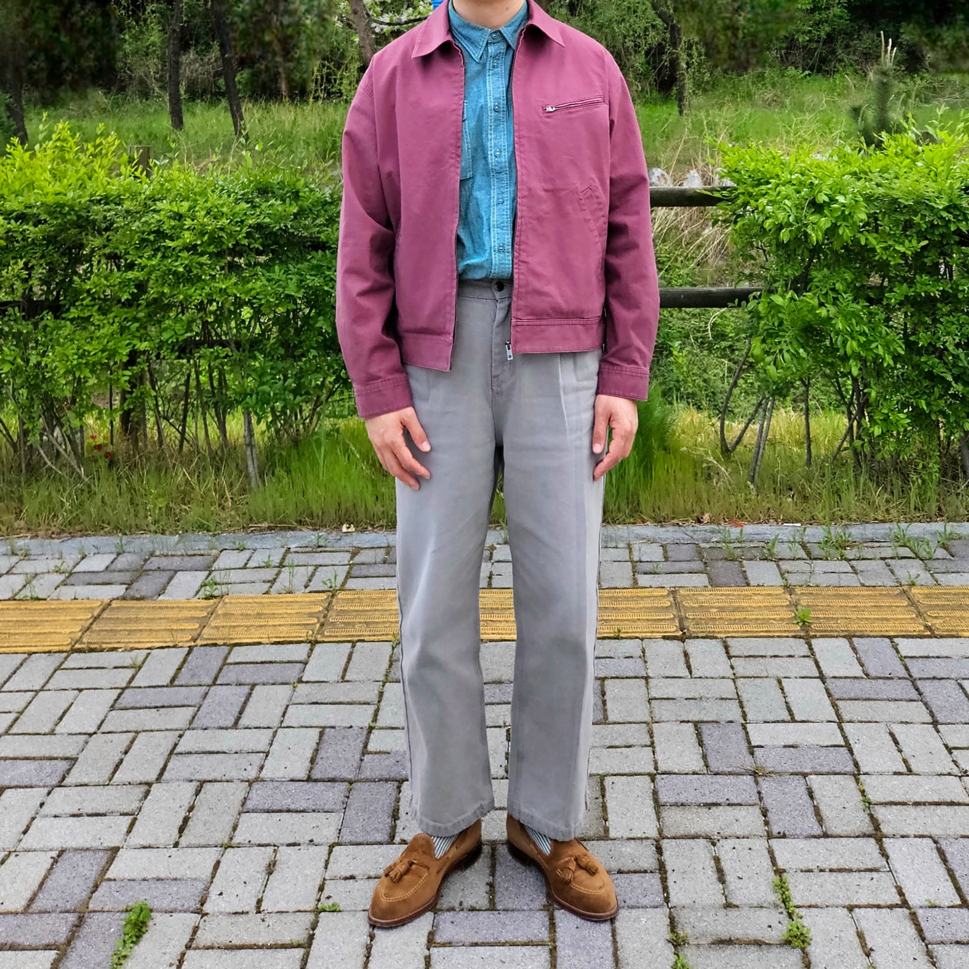 Alden 6243 Suede Unlined Flex Penny Loafer Snuff - D 착용 스타일 - 4