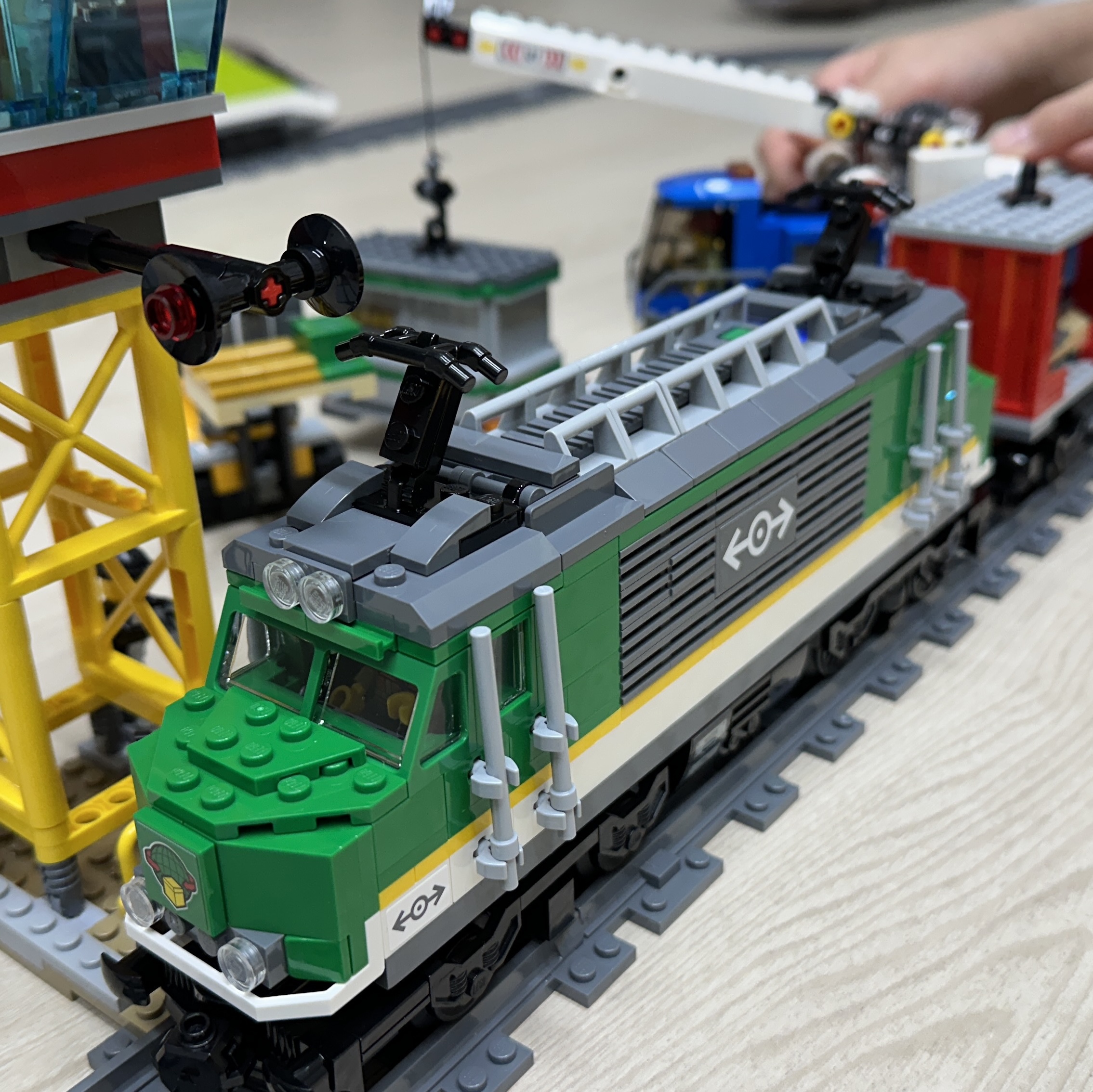 Lego Cargo Train (Korean Ver.) 착용 스타일
