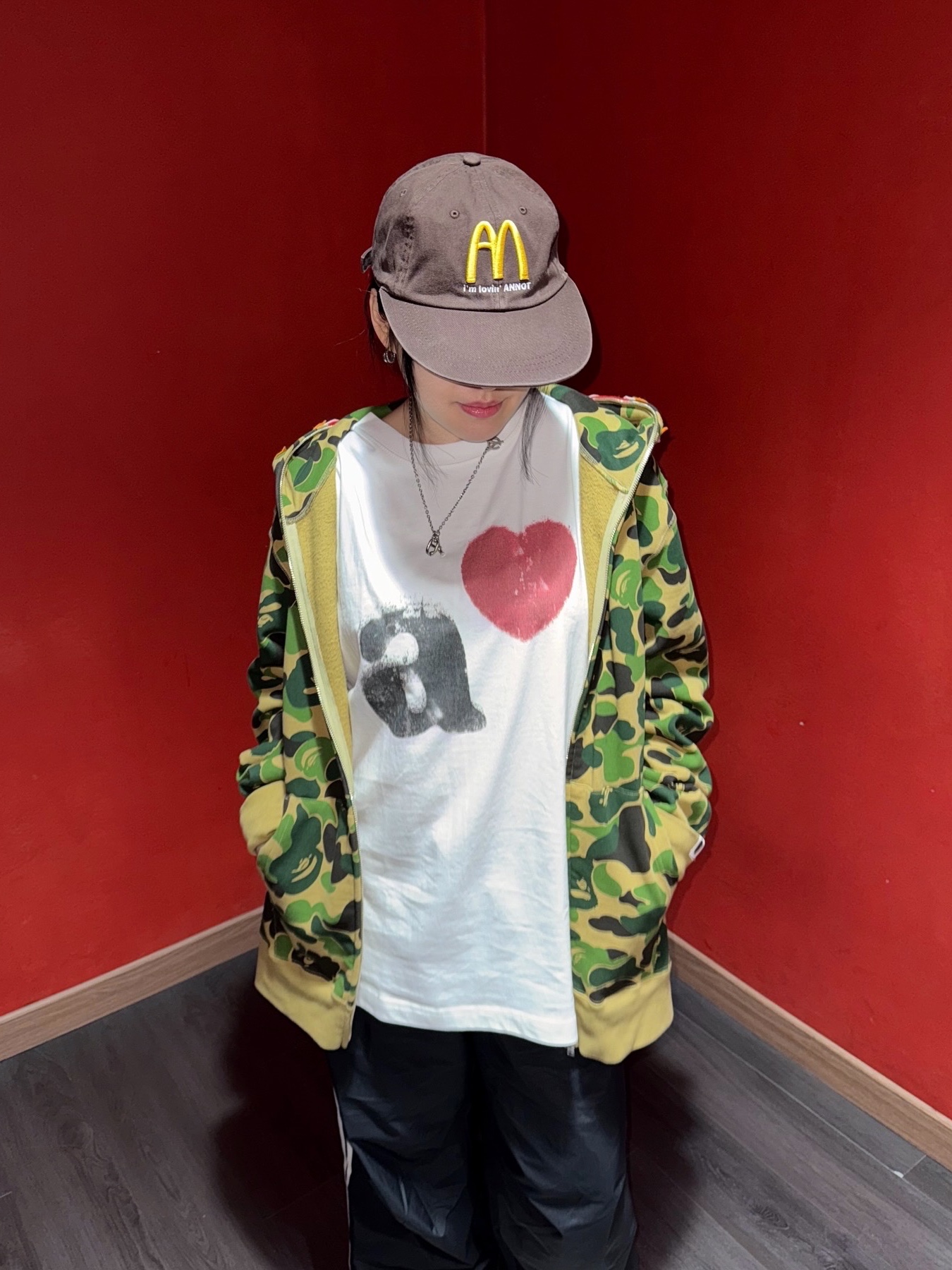 BAPE ABC Camo Tiger Full Zip Hoodie Army Green, Asics Jog 100 S Birch - 2E Wide 착용 스타일 - 2