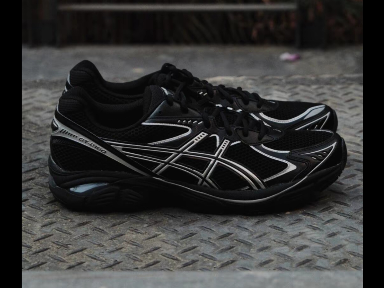 Asics GT-2160 Black Pure Silver 착용 스타일