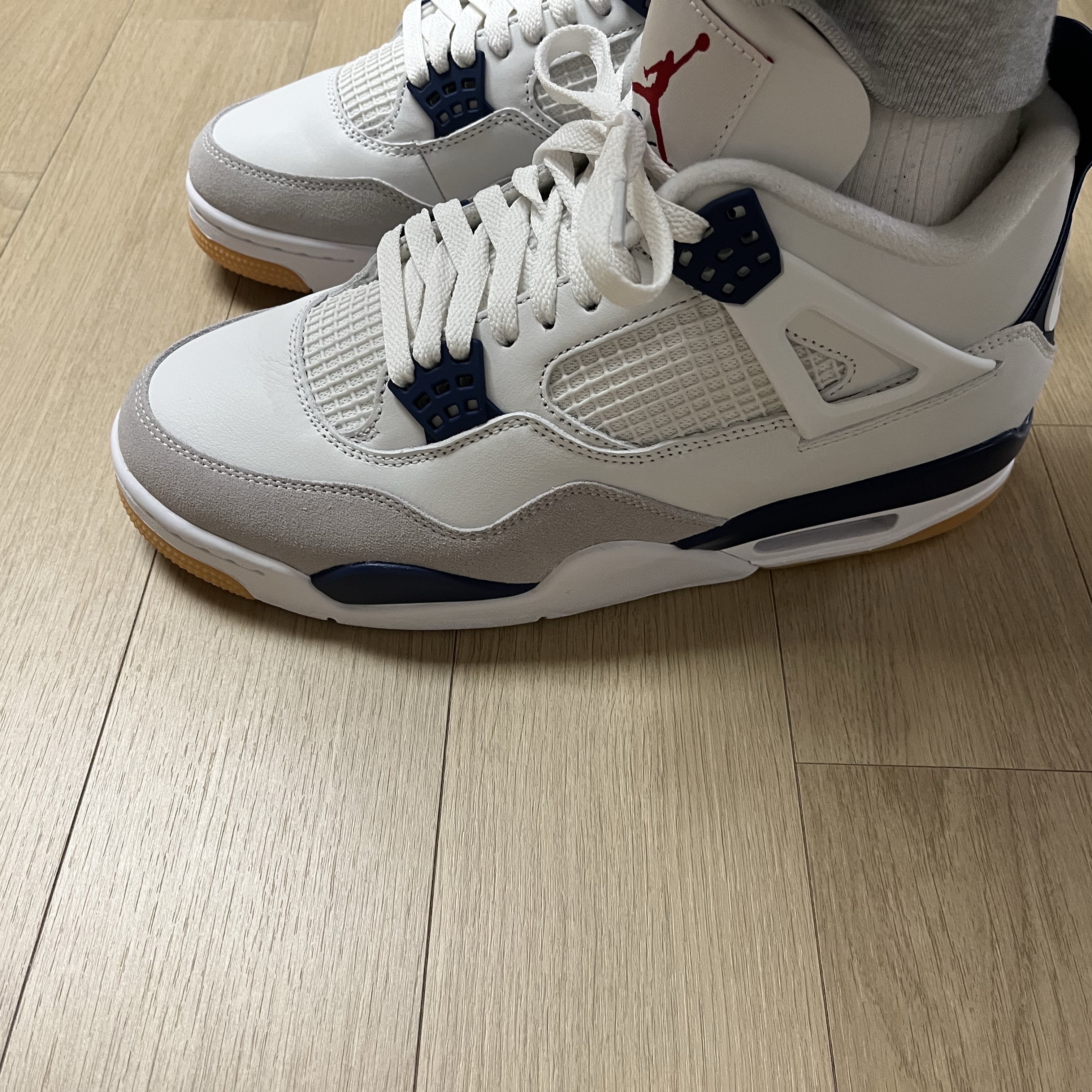 Jordan 4 x Nike SB Retro SP Navy 착용 스타일