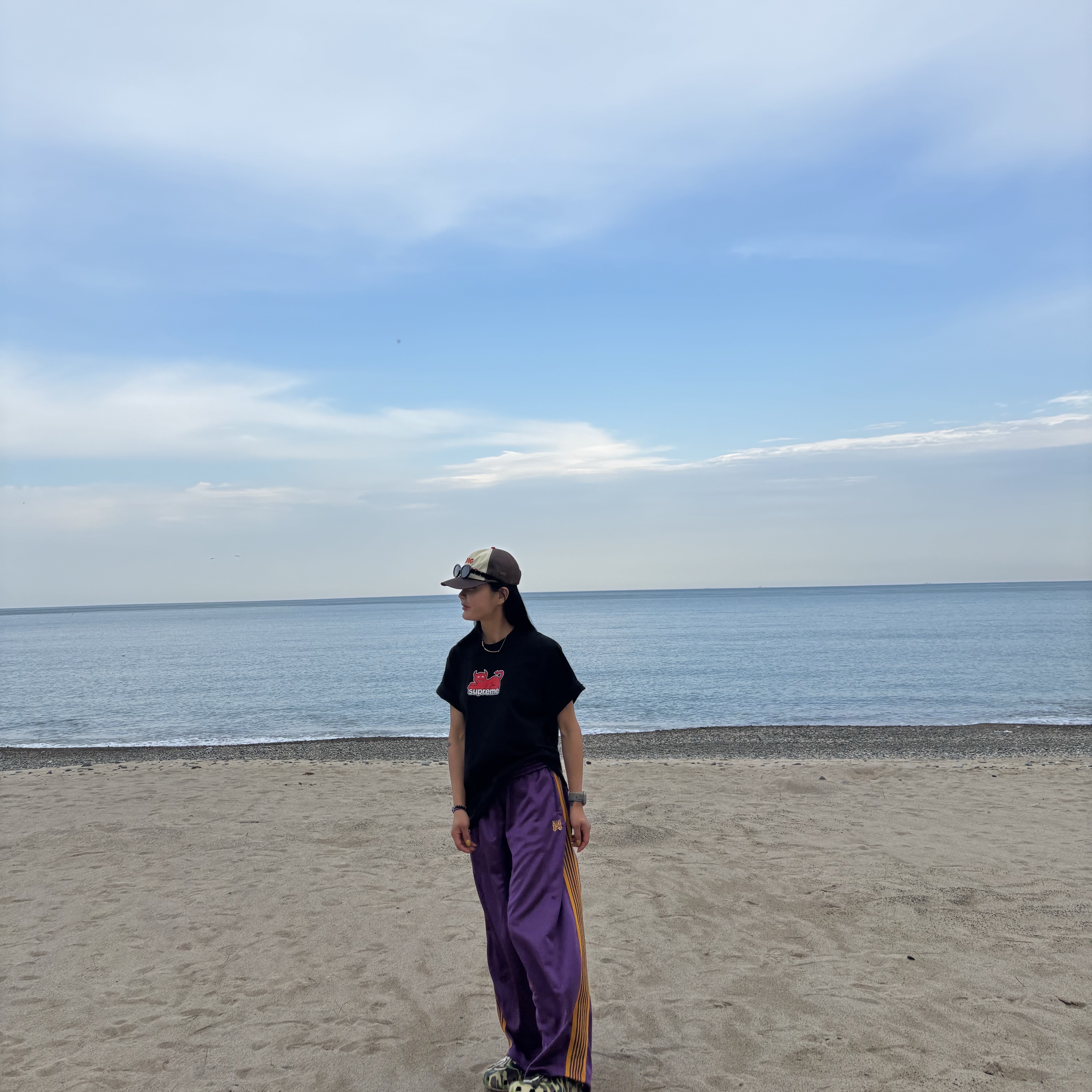 Needles H.D. Track Pants Poly Smooth Purple, Alex Zono I Dig Running Trucker Hat OG Brown 착용 스타일 - 2
