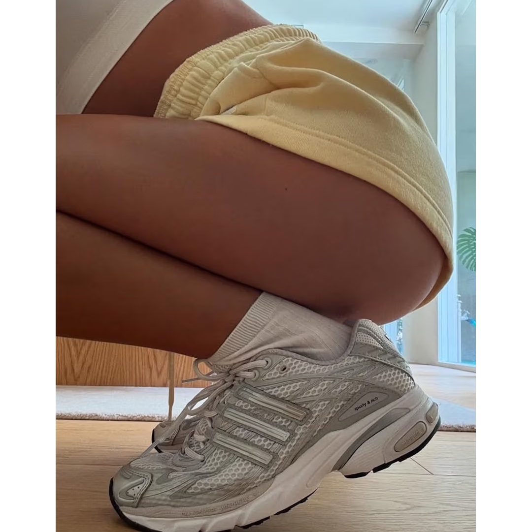 Adidas x Sporty & Rich Adistar Cushion Grey, Adidas x Sporty & Rich Adistar Cushion Cloud White Night Indigo 착용 스타일 - 3