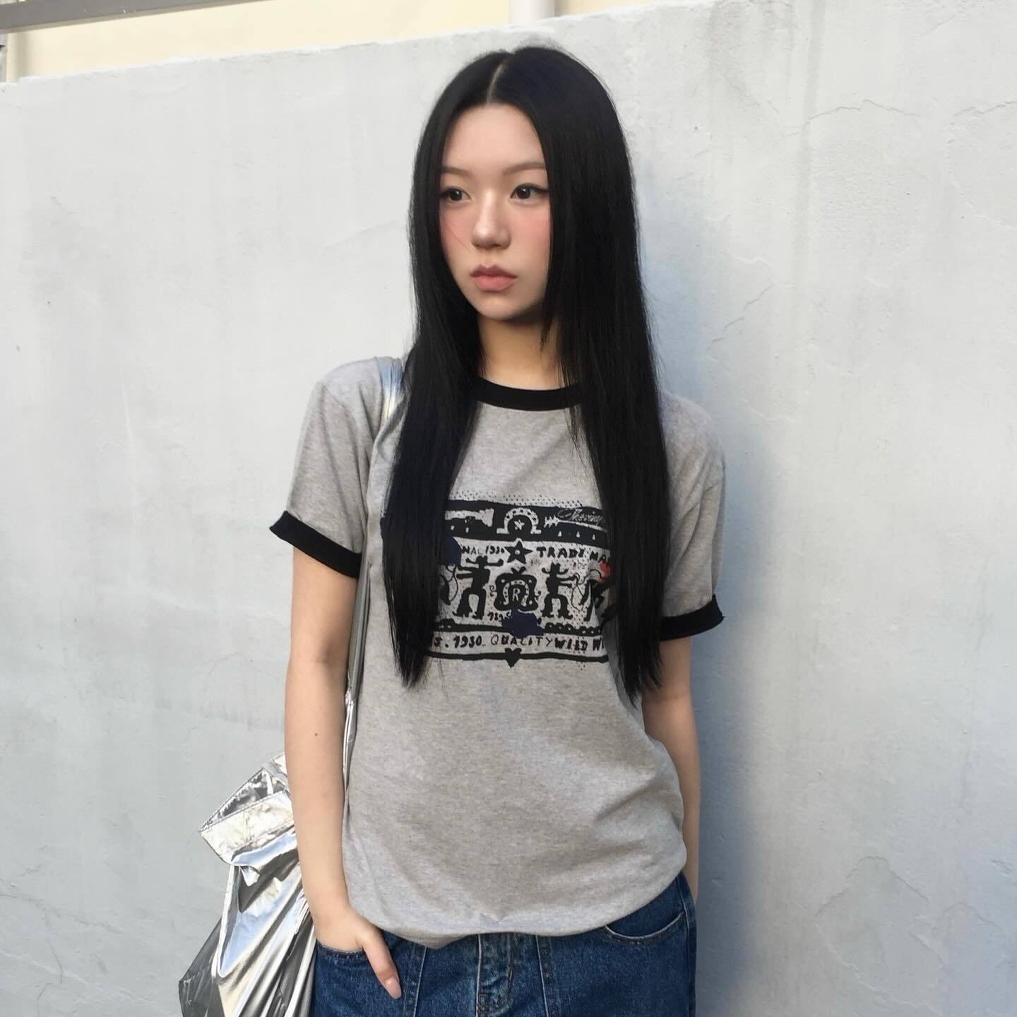Thevinylhouse Cowboy Pictogram Ringer Tee Grey 착용 스타일