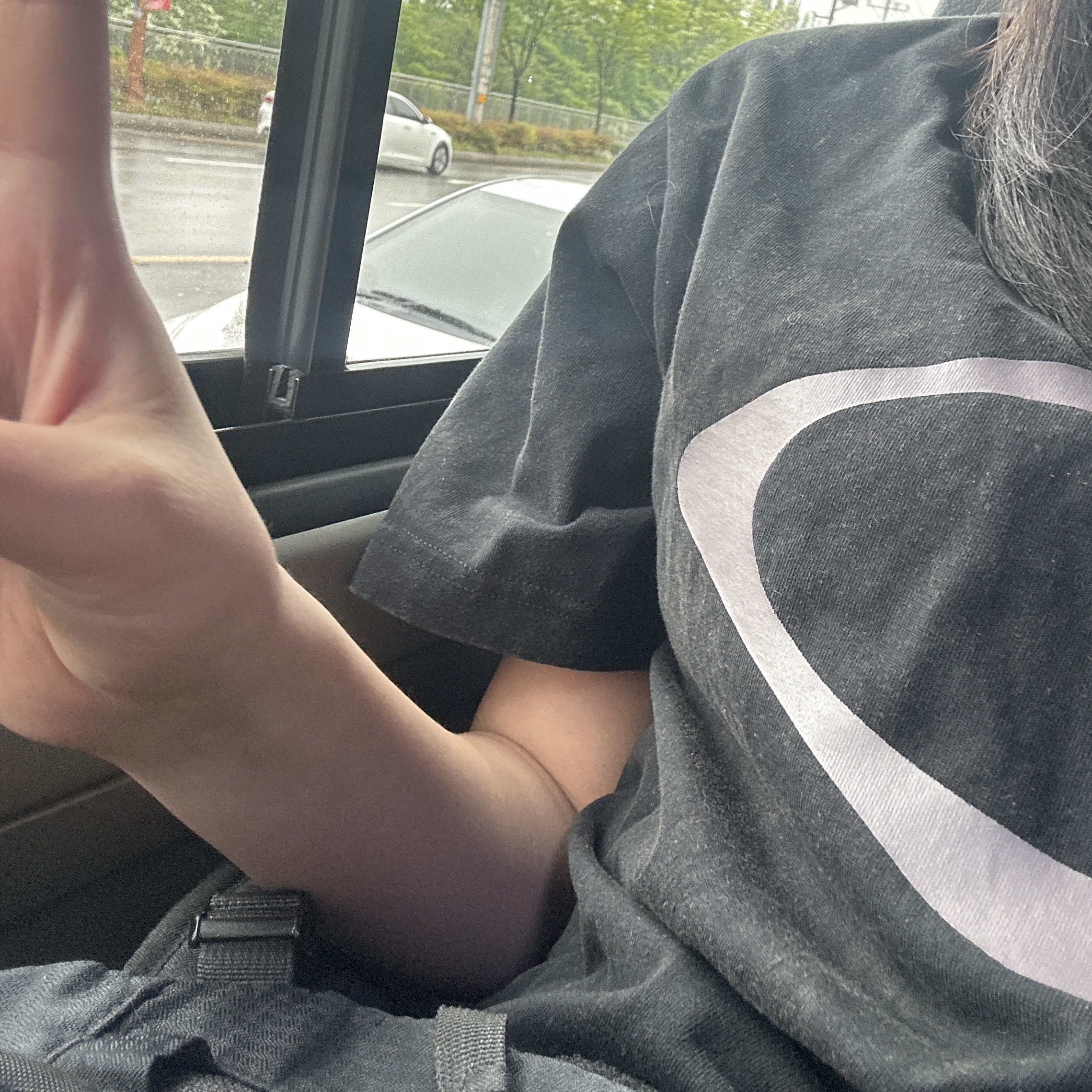Mischief Rhombus Washed Basic T-Shirt Washed Black 착용 스타일