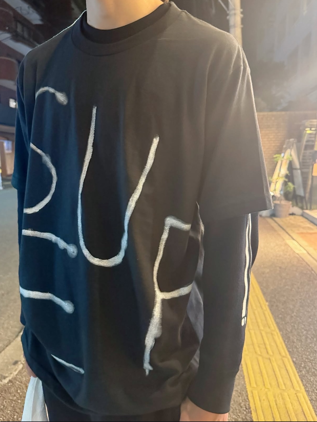 Supreme Painted T-Shirt Black - 25SS 착용 스타일 - 2