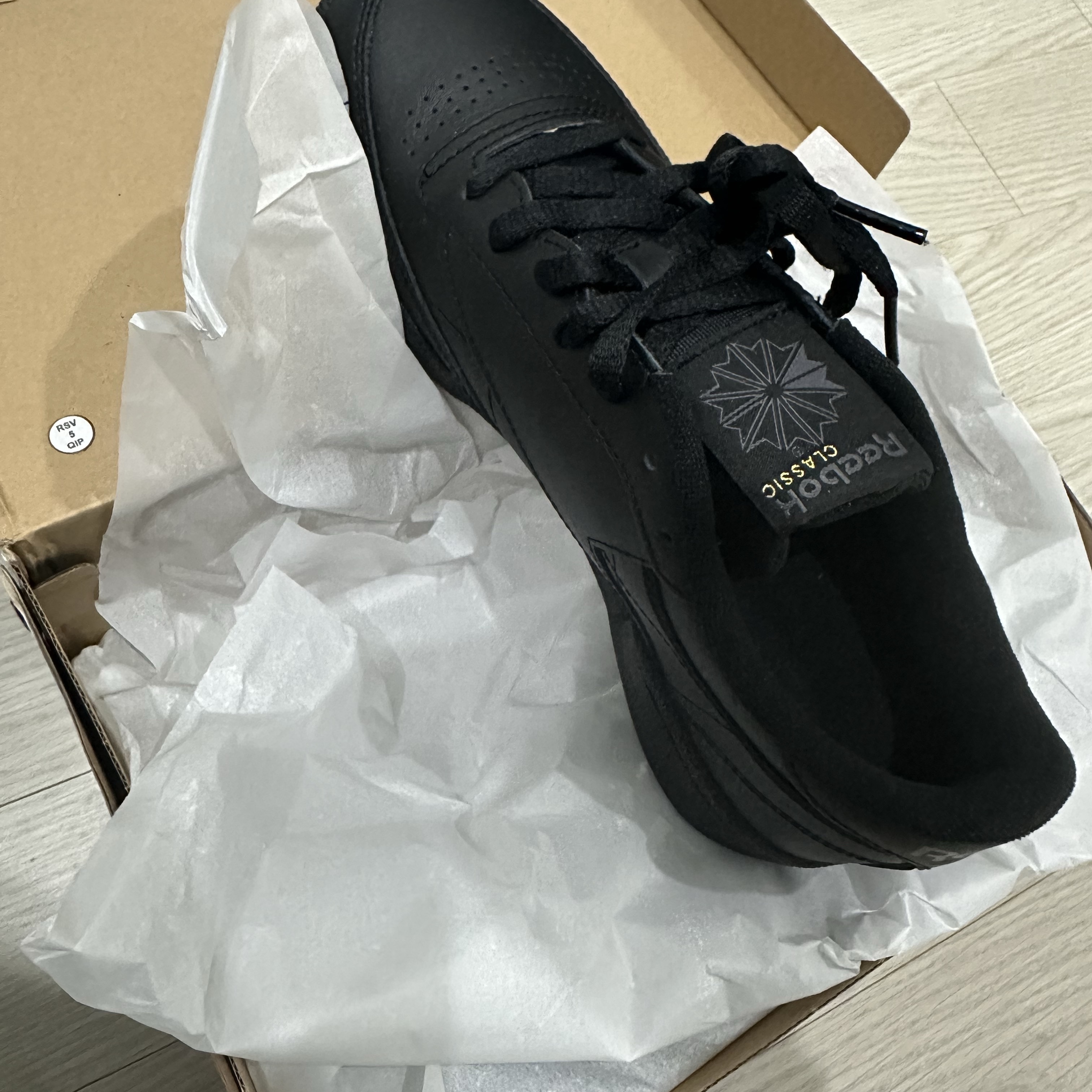 Reebok Club C 85 Black 착용 스타일