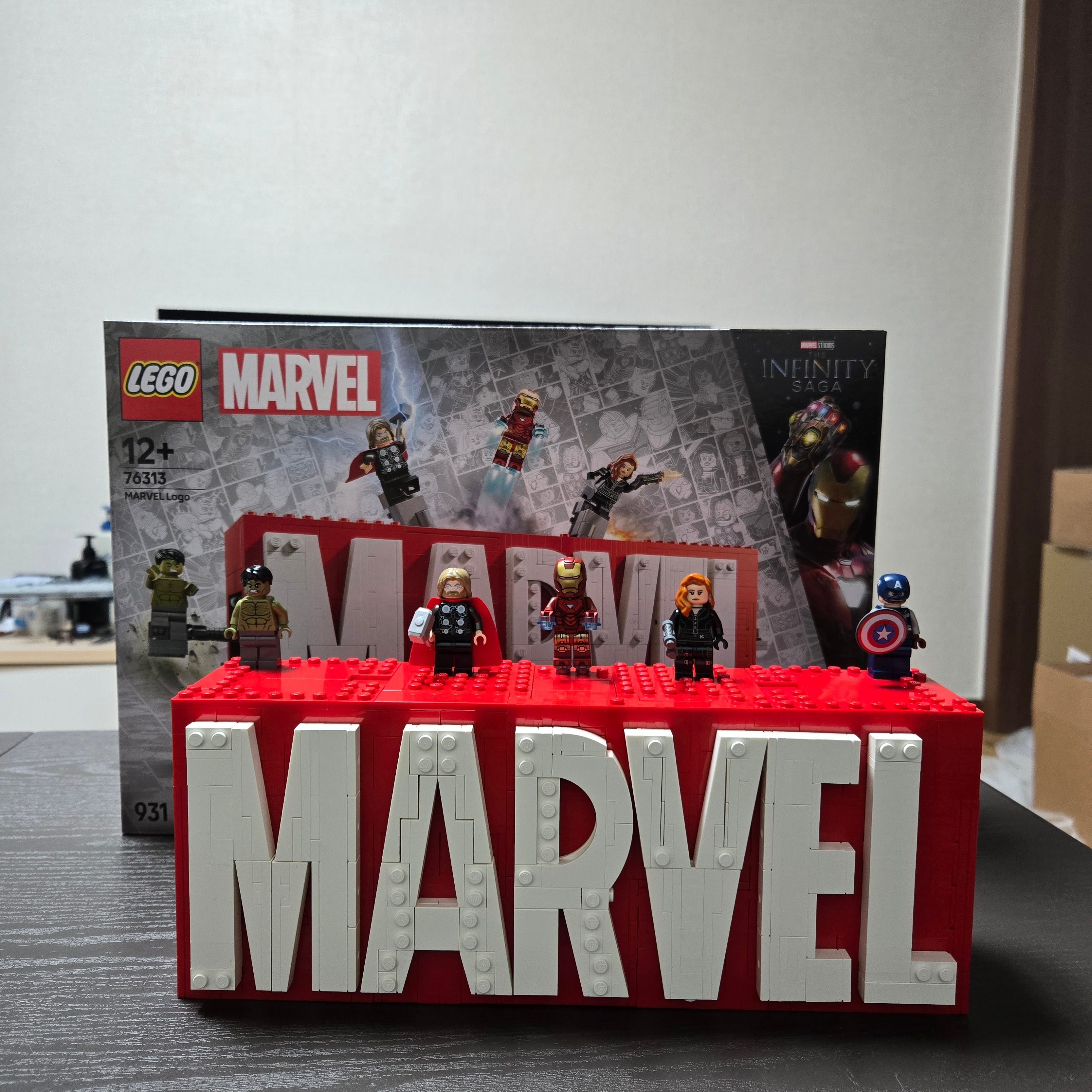 Lego Marvel Logo & Minifigures 착용 스타일