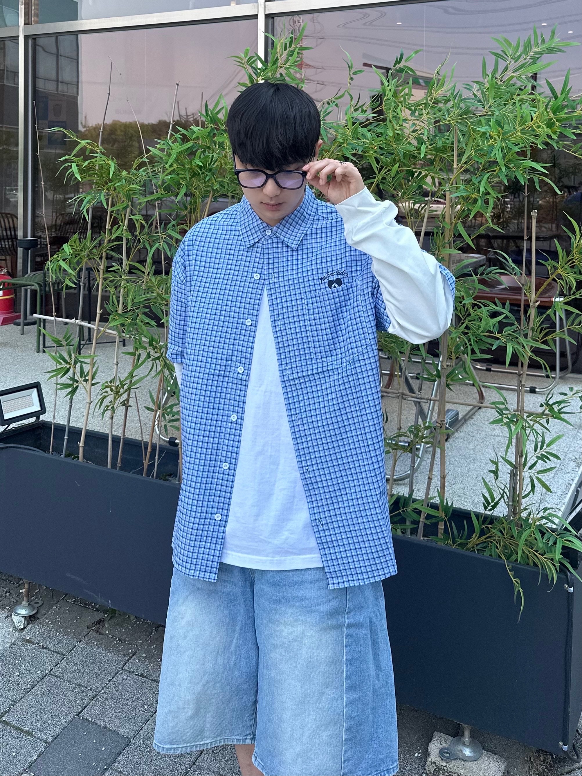 Balenciaga Runner Sneakers Blue White 착용 스타일 - 2