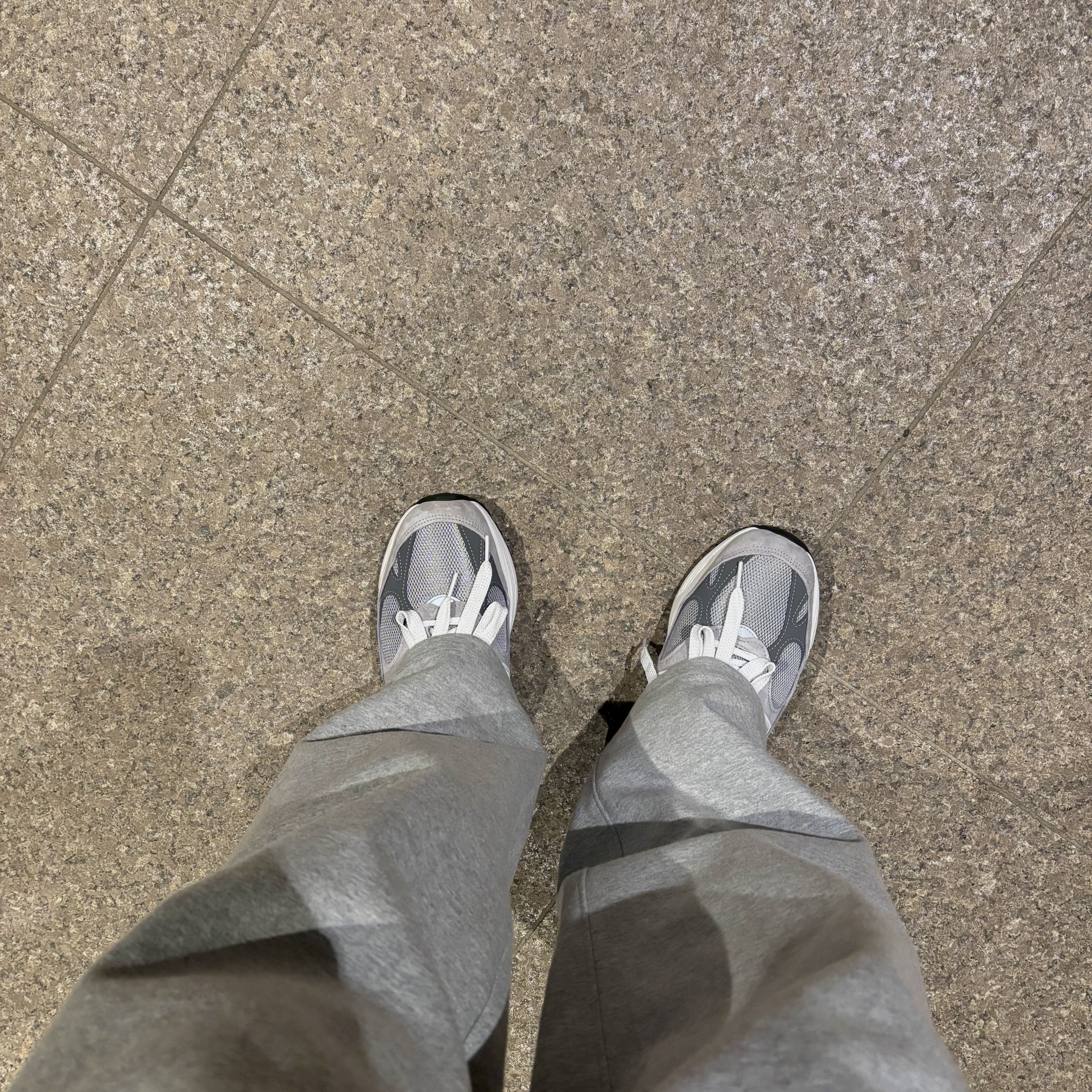 New Balance 993 Made in USA Grey - D Standard 착용 스타일 - 2