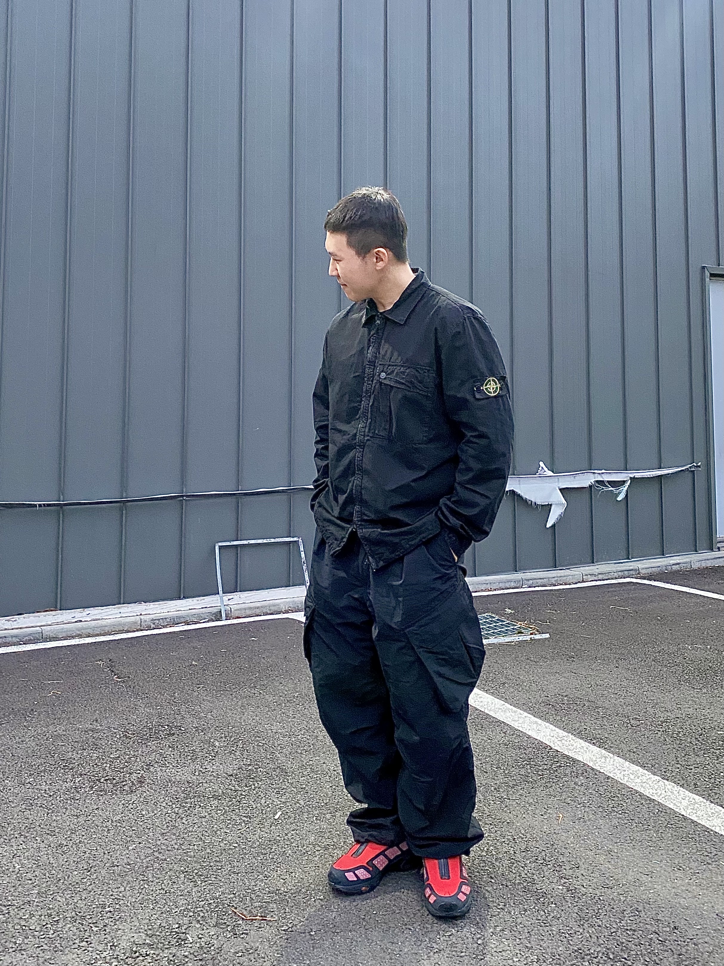 Stone Island 119WN Old Treatment Garment Dyed Overshirt Black - 24SS 착용 스타일