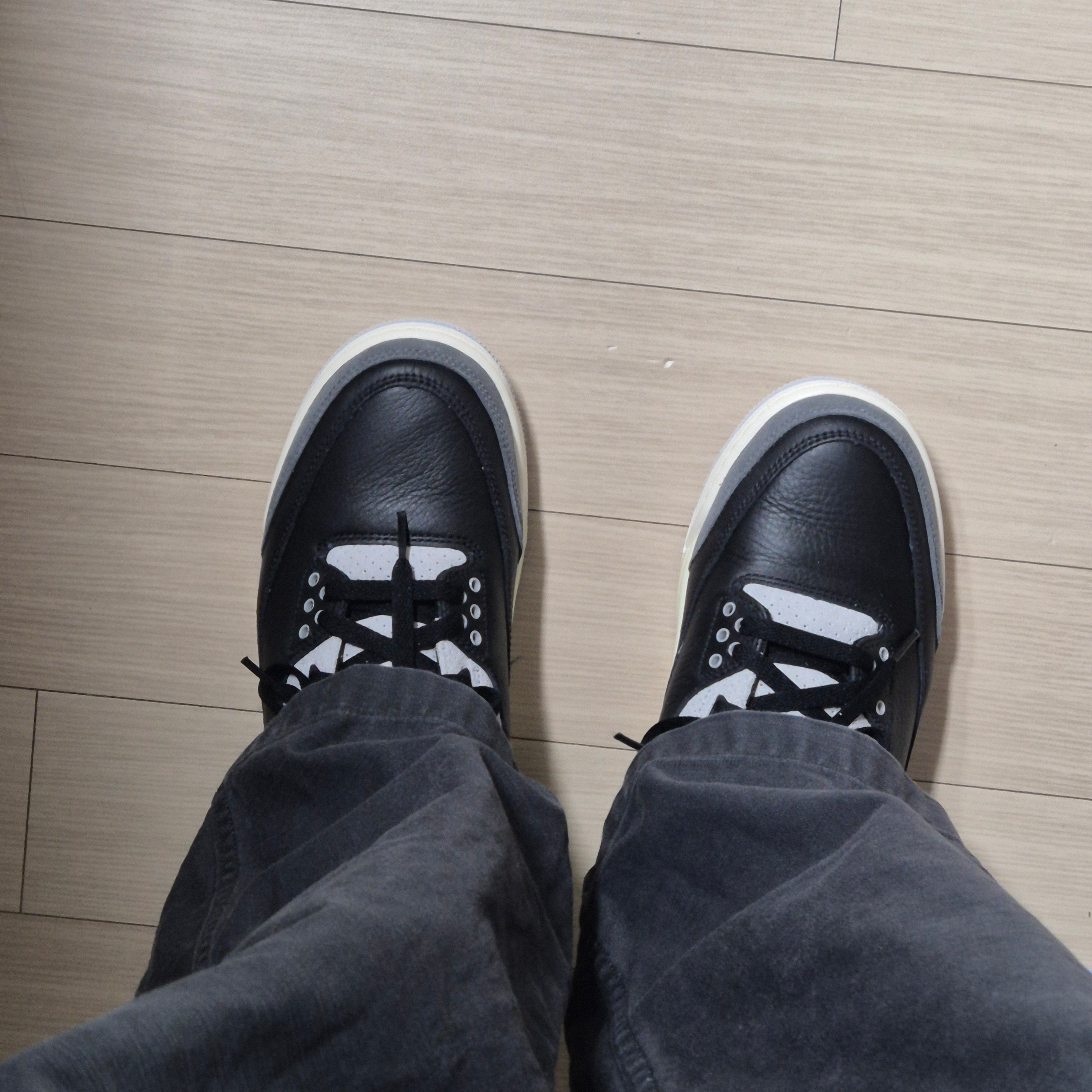 Jordan 3 Retro OG Rare Air 착용 스타일 - 2