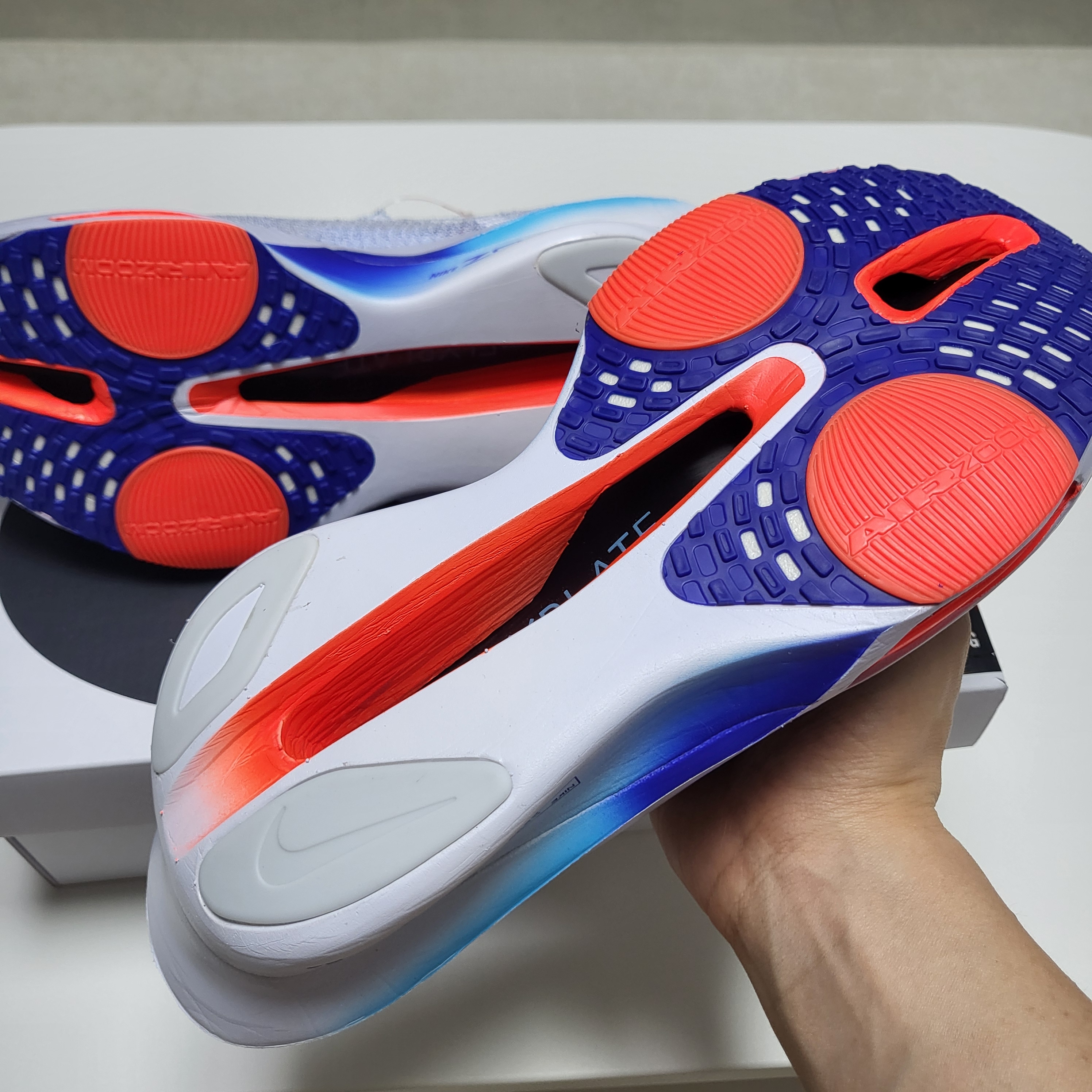 Nike Air Zoom Alphafly Next% 3 Football Grey Ghost 착용 스타일 - 5
