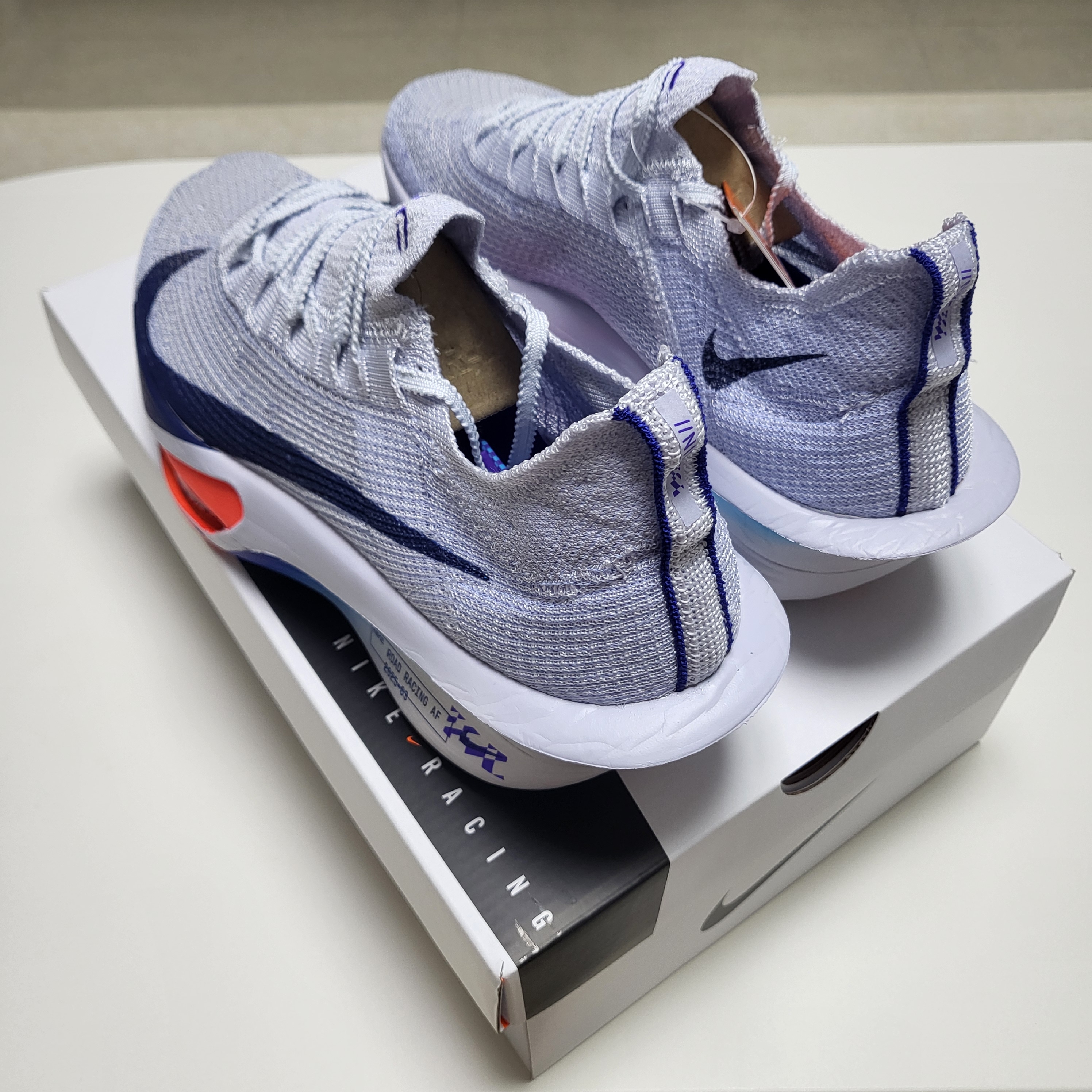 Nike Air Zoom Alphafly Next% 3 Football Grey Ghost 착용 스타일 - 3