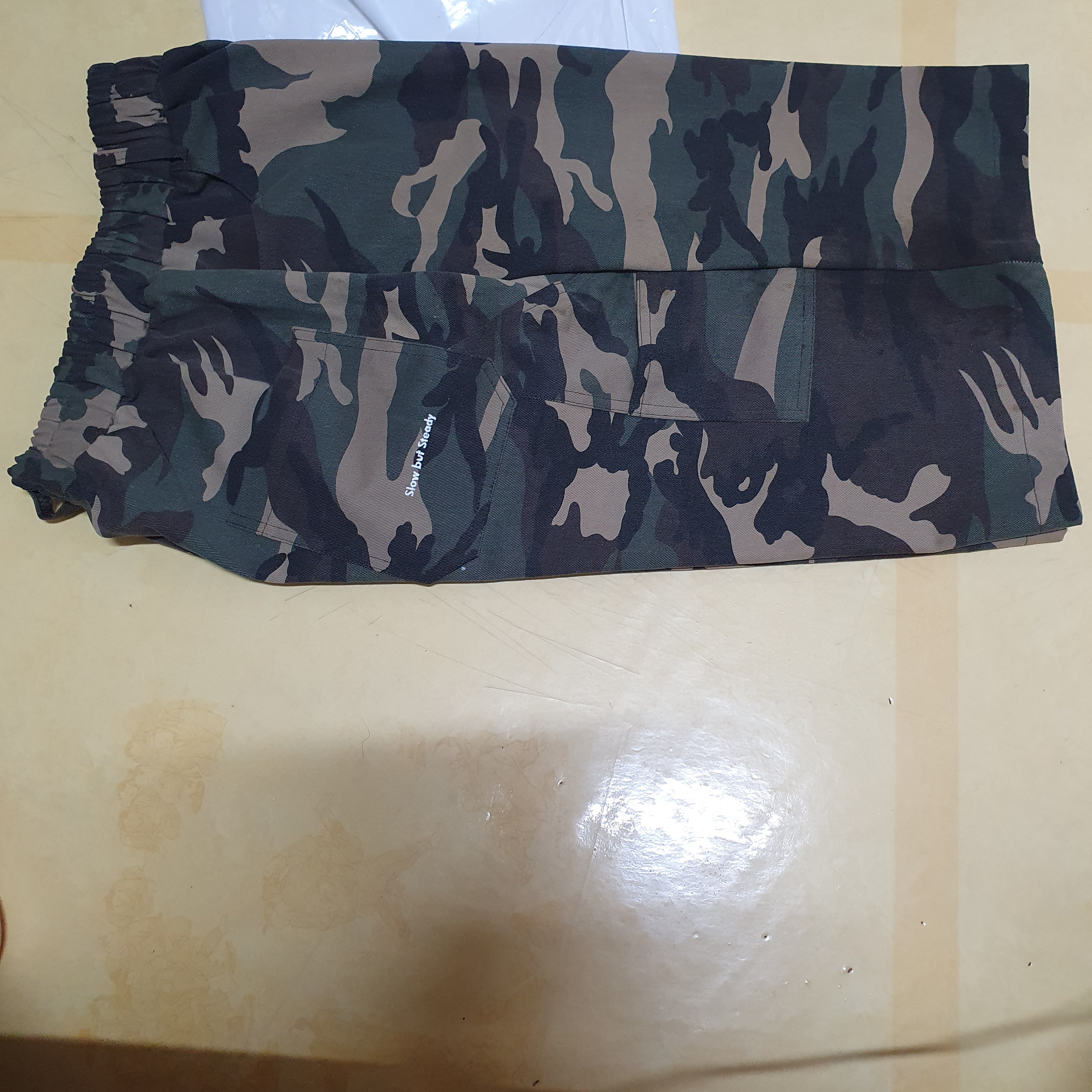 Supreme Gore-Tex Camp Cap Black - 25SS, SLOW RECORD HOUSE Carpenter Bermuda Wide Camo Pants Vintage Green 착용 스타일 - 2