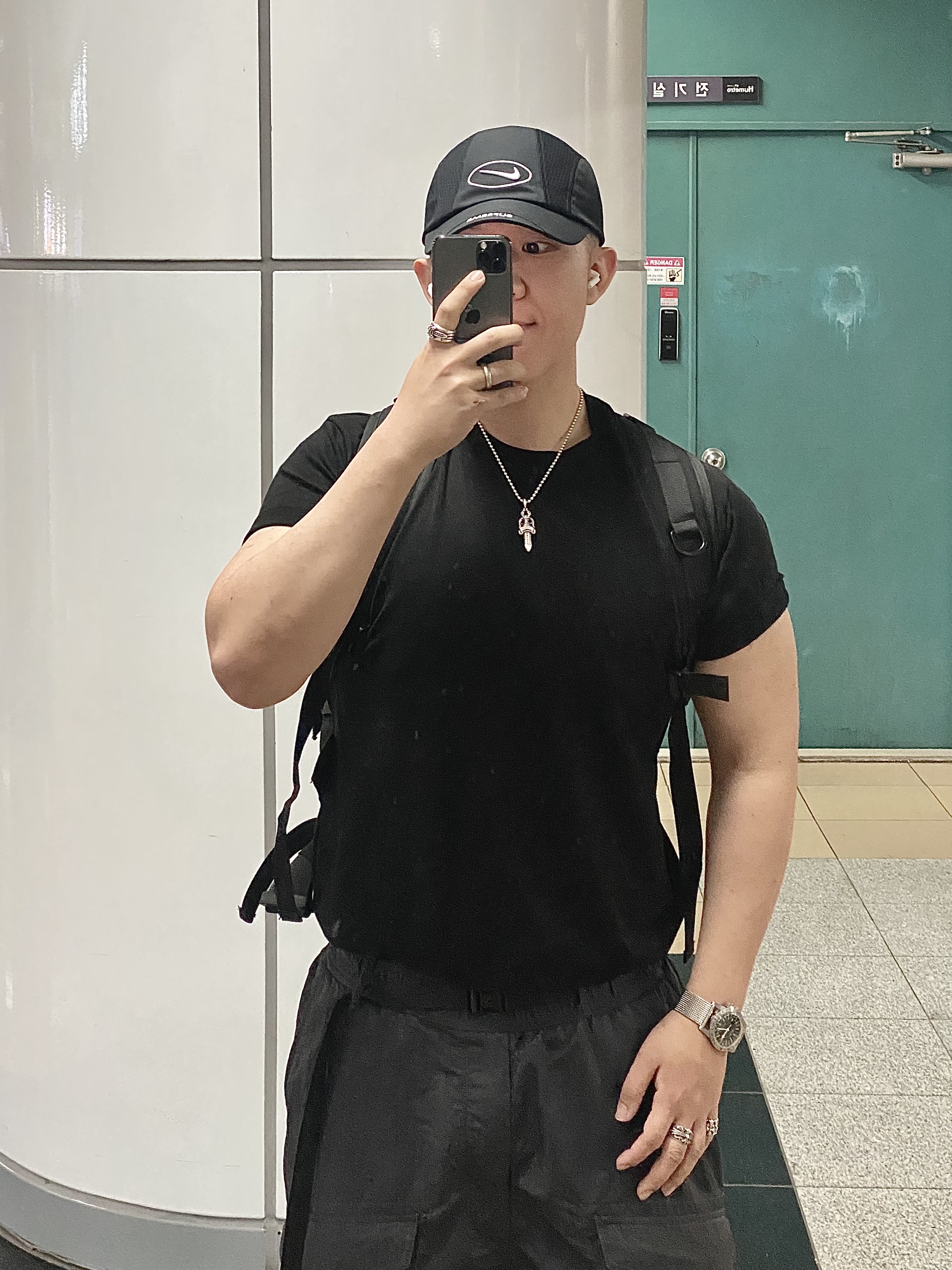 Supreme x Nike Running Hat Black - 25SS 착용 스타일