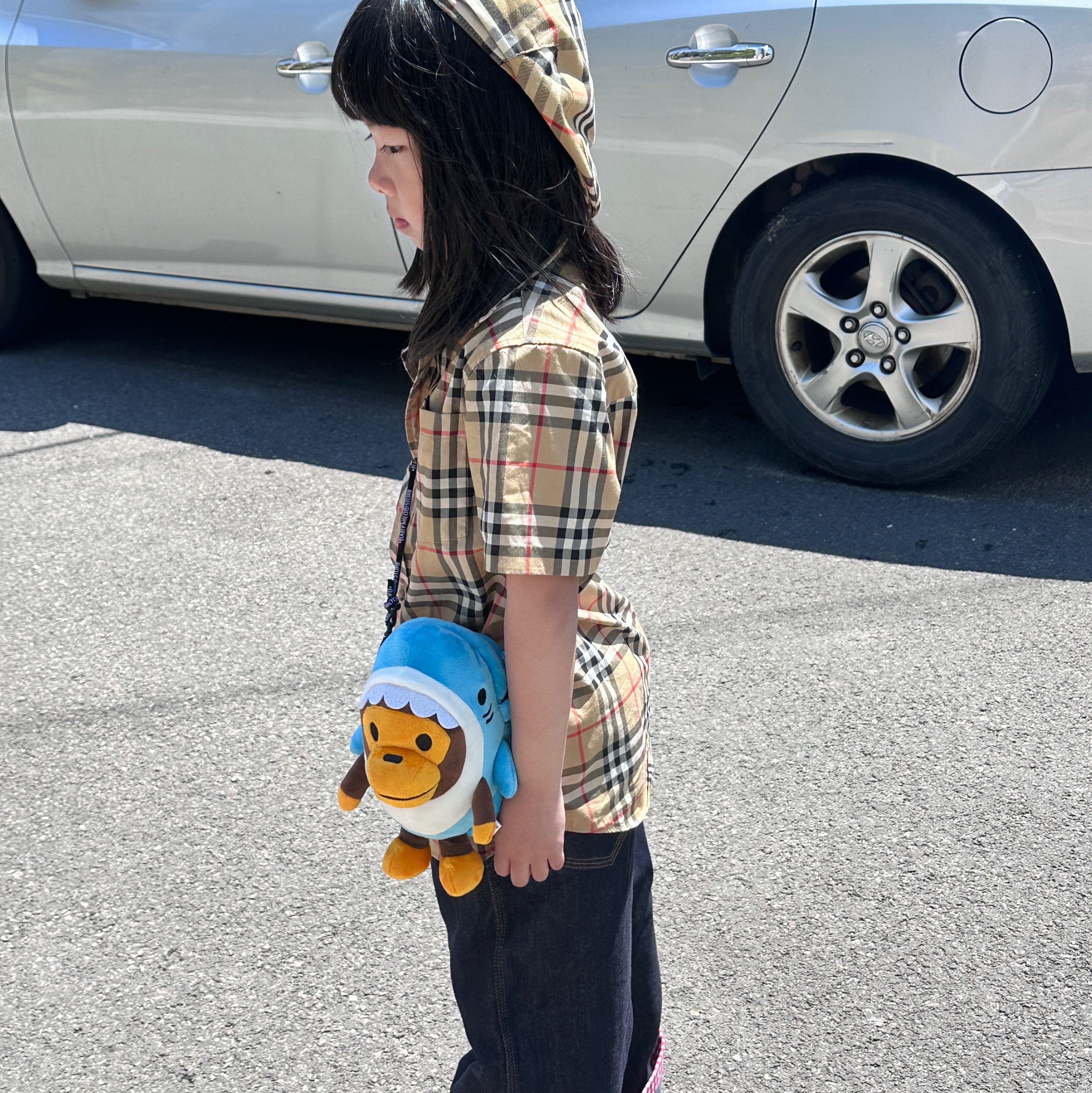 BAPE Baby Milo Mobile Bag 1 Brown, (Kids) Burberry Check Cotton Shirt Beige 착용 스타일 - 3