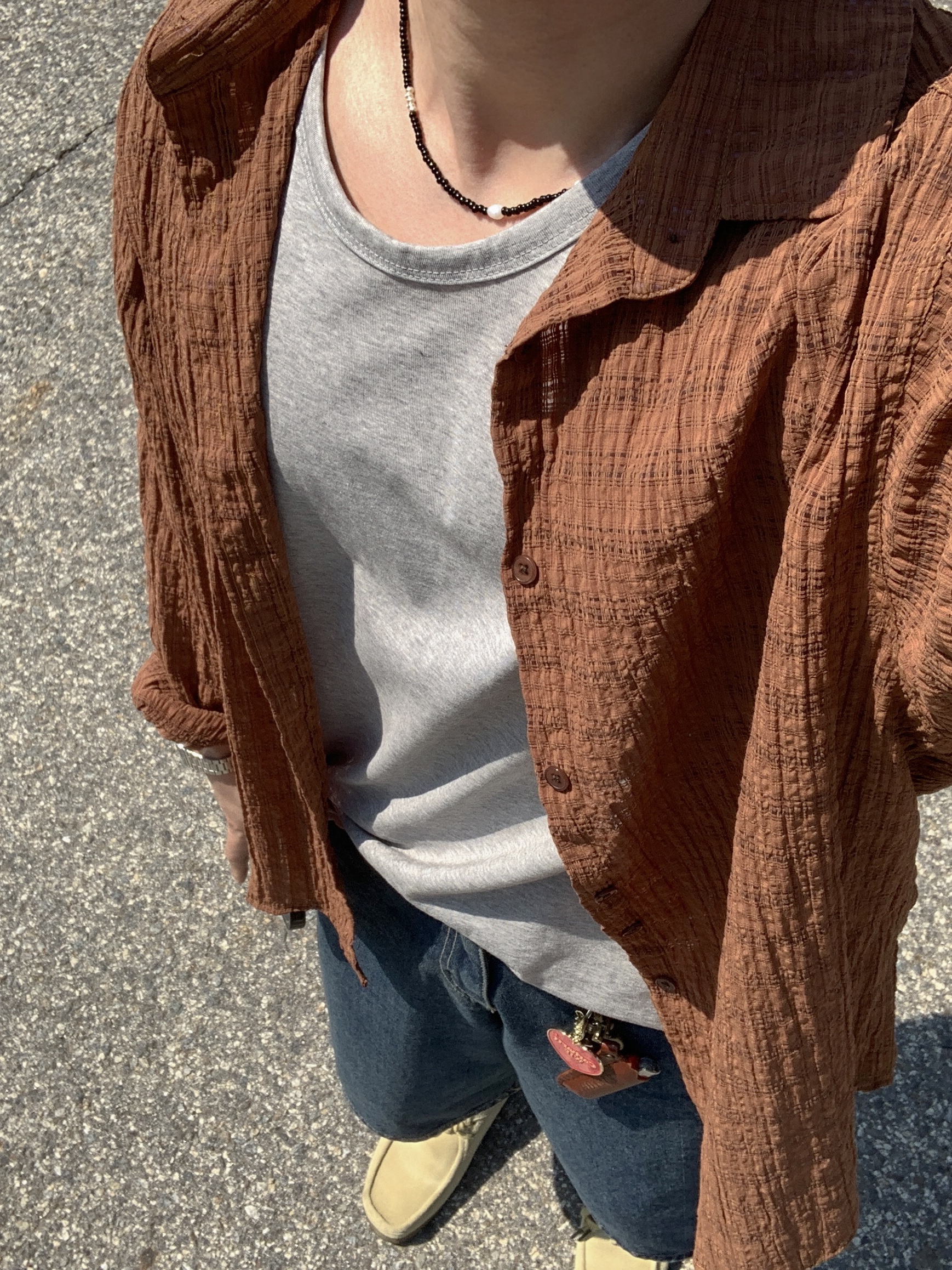 Clarks Wallabee Maple Suede, Carhartt WIP Heart Keychain Red 착용 스타일 - 2