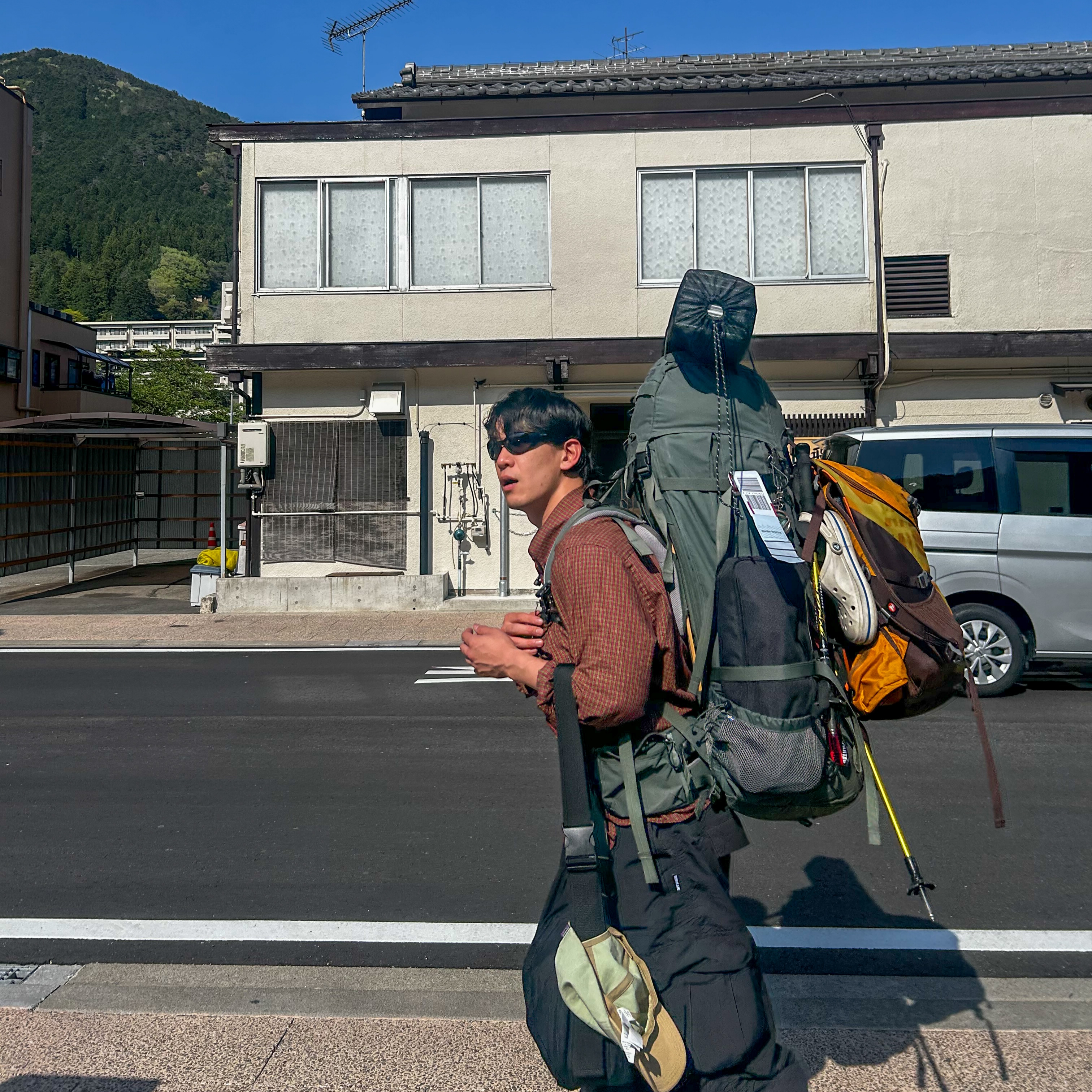 Nike ACG Smith Summit Cargo Pants Black Anthracite - Asia, Fjallraven Kajka 75 Forest Green 착용 스타일 - 1