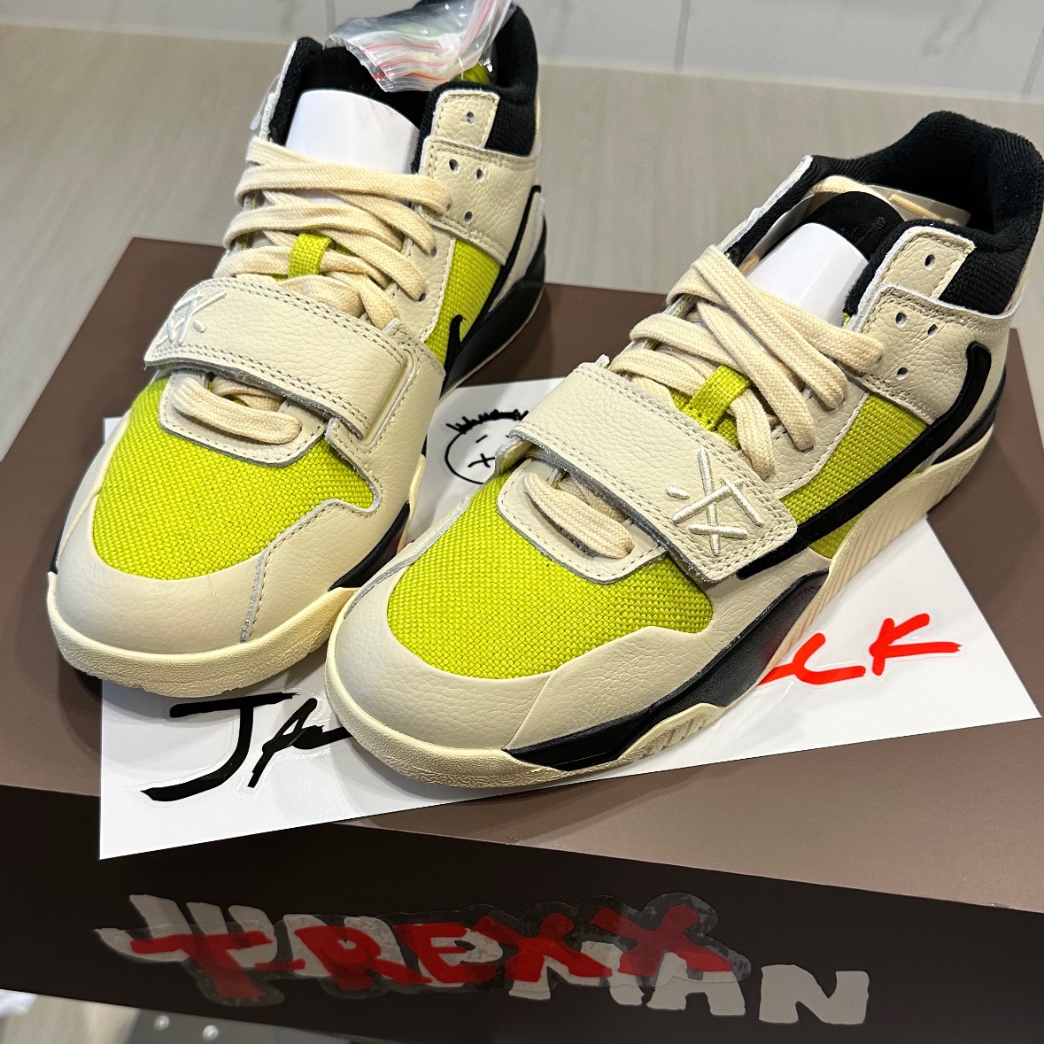 Jordan x Travis Scott Jumpman Jack TR Bright Cactus 착용 스타일