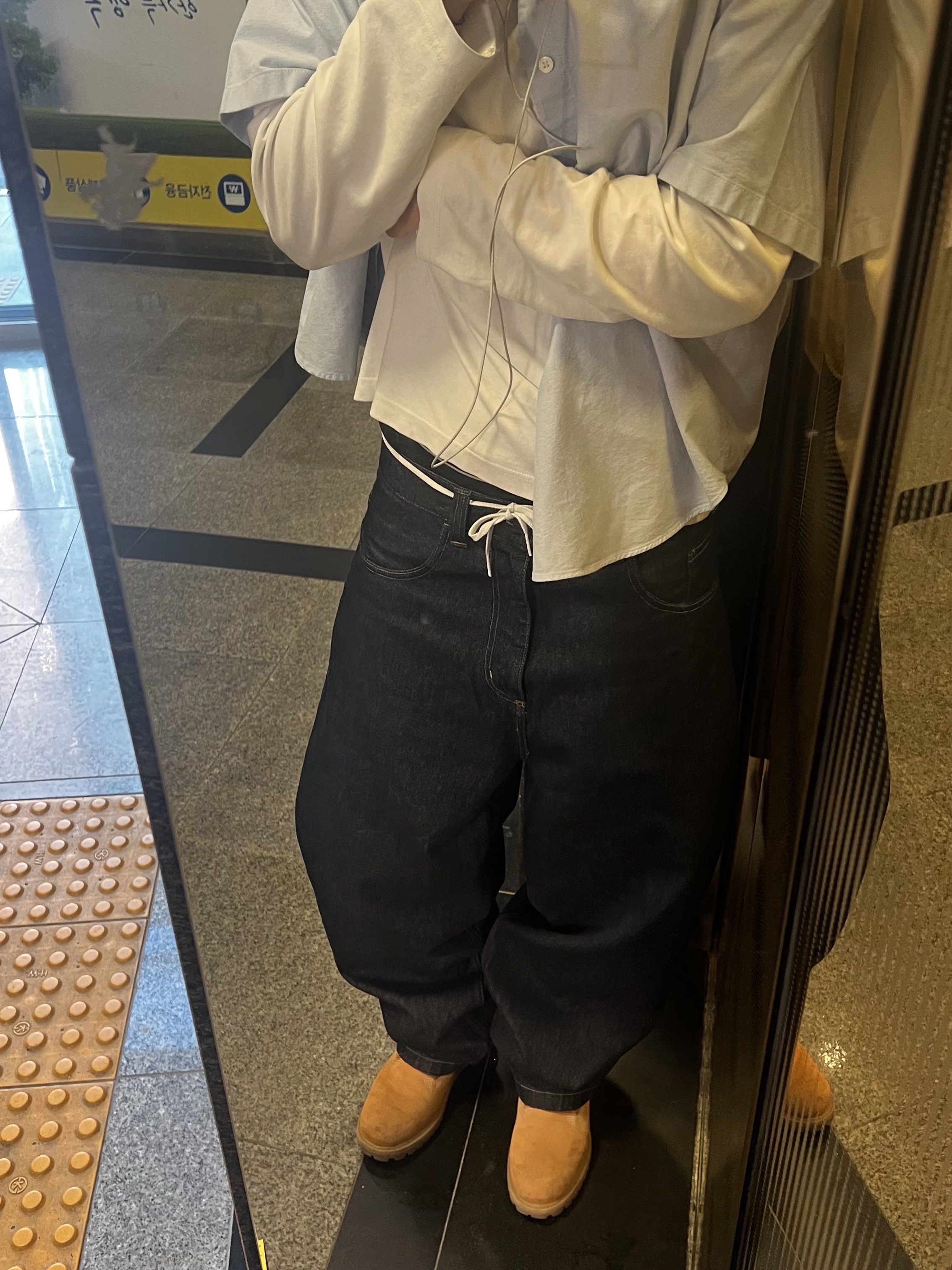 Carhartt WIP Brandon Pants Blue Rinsed, Timberland Premium 6 inch Waterproof Boot Wheat Nubuck - Wide 착용 스타일 - 2