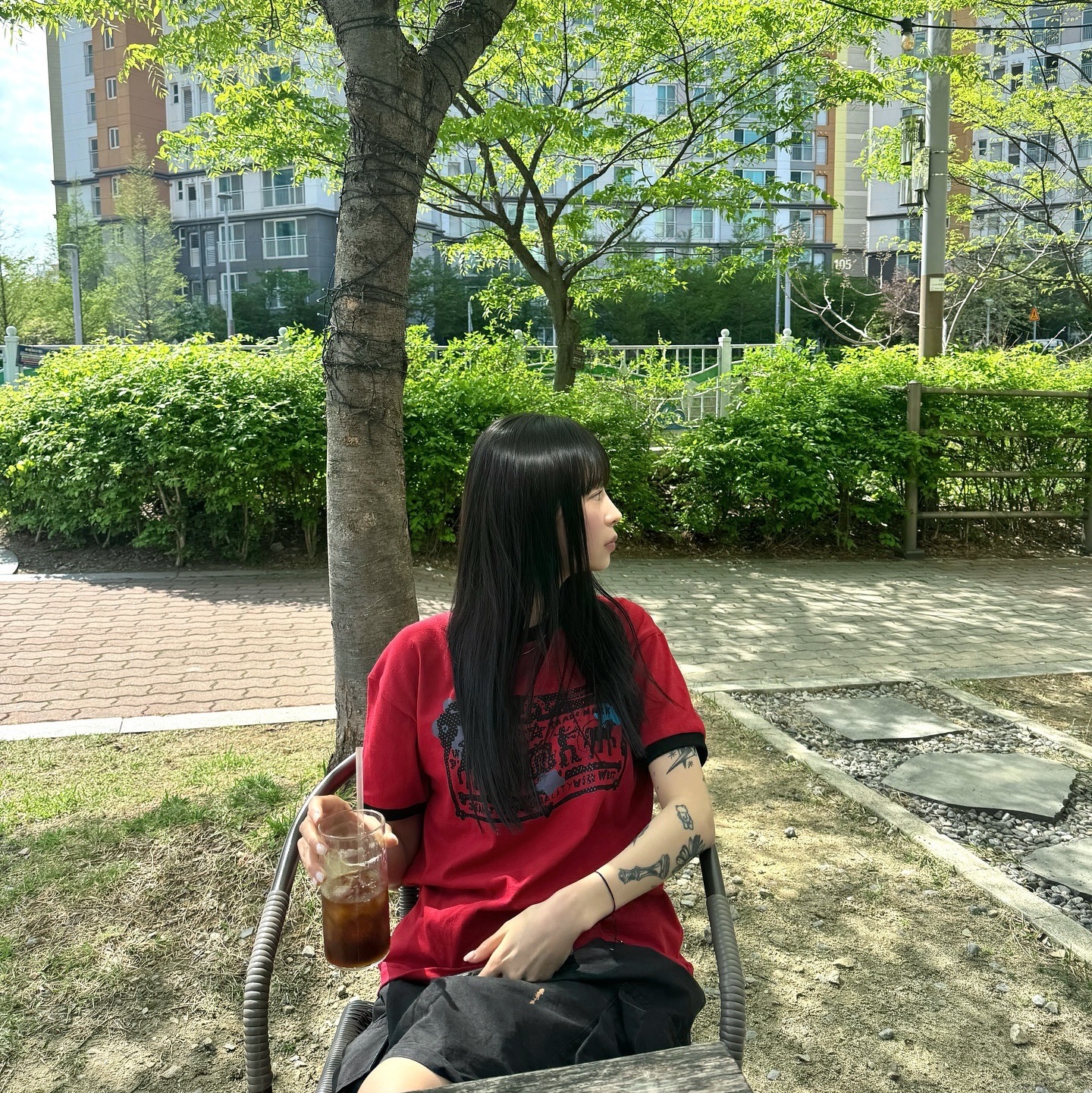 Thevinylhouse Cowboy Pictogram Ringer Tee Red 착용 스타일