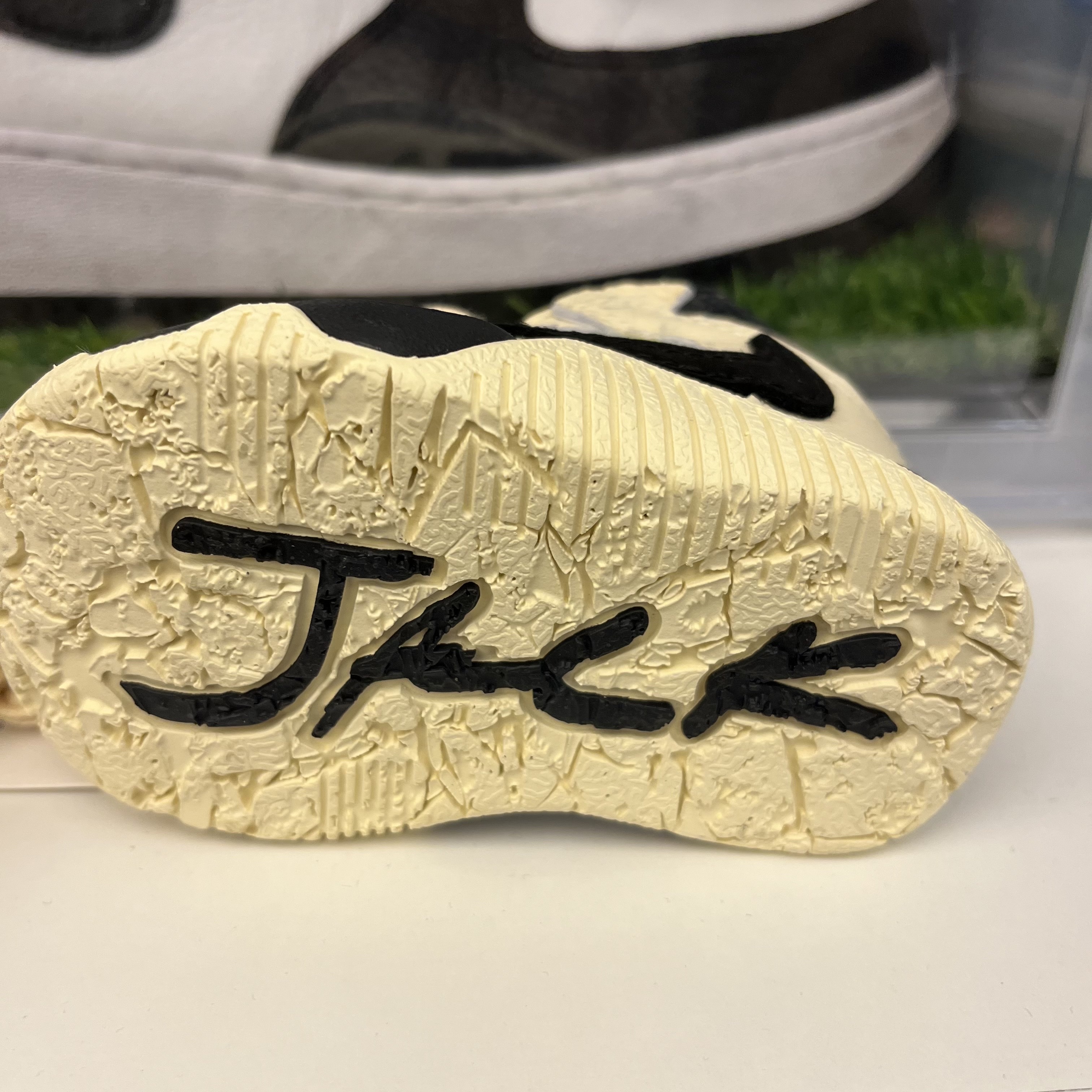 (TD) Jordan x Travis Scott Jumpman Jack TR Bright Cactus 착용 스타일 - 3